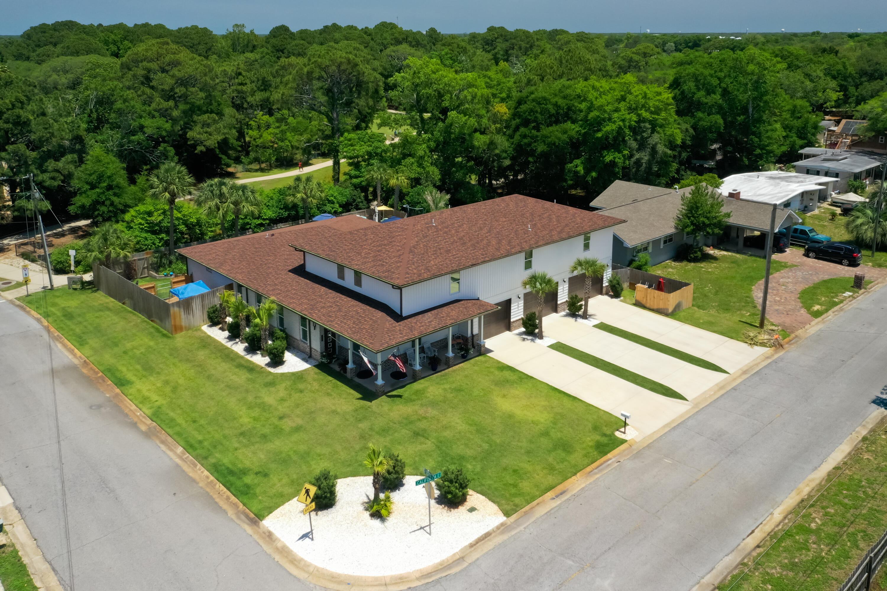 Ferry Park / Elliott Point - Residential