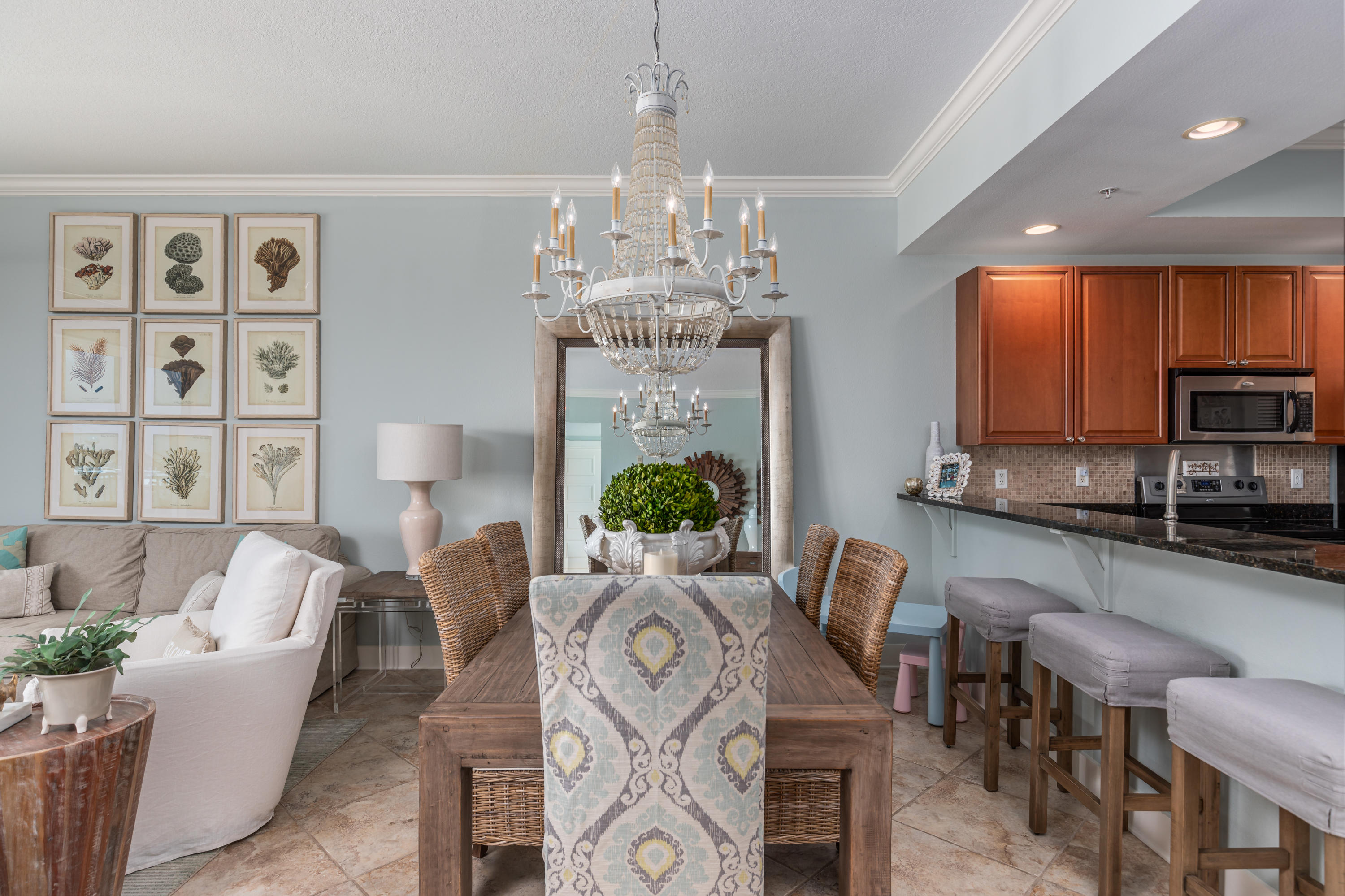 HARBOR LIGHTS - Residential