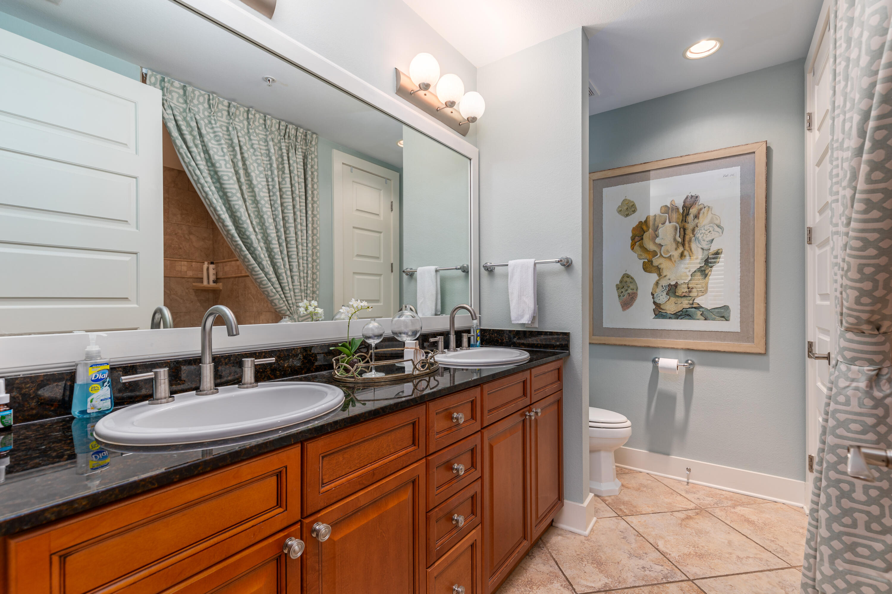 HARBOR LIGHTS - Residential