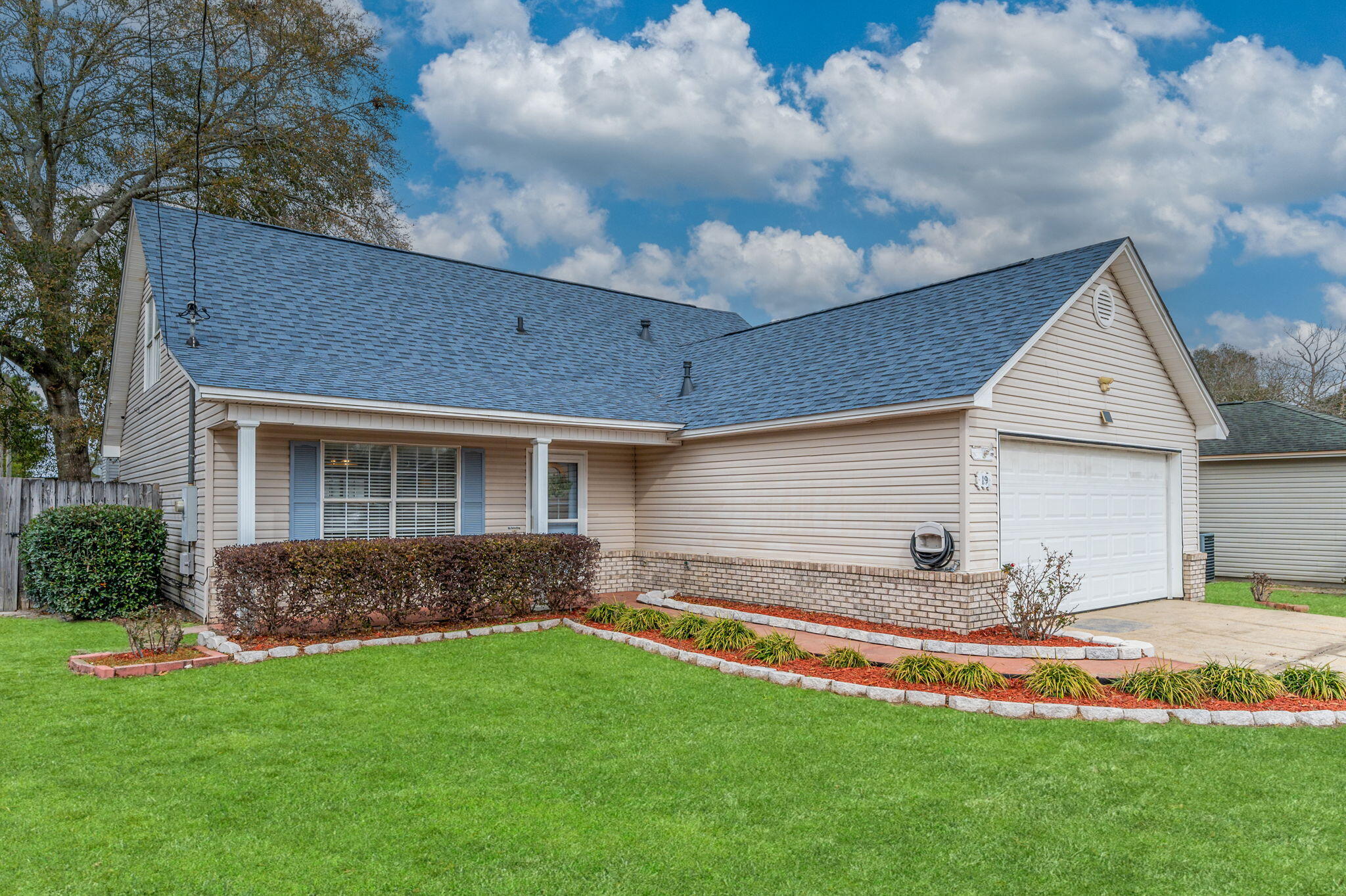 HOLLYROD PARK PH 2 - Residential