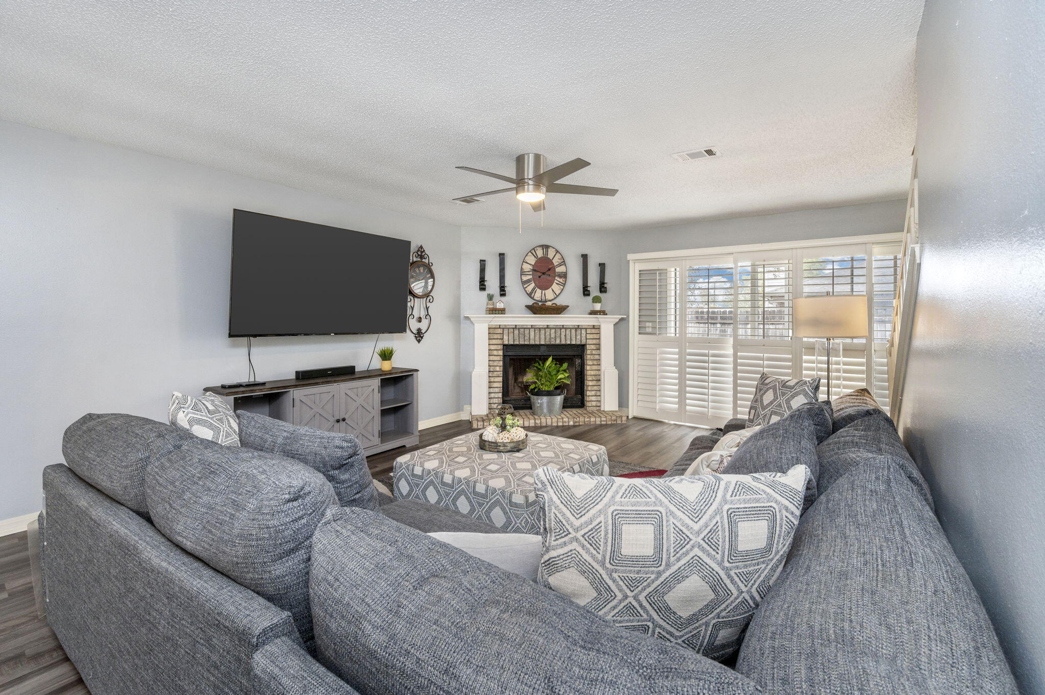 HOLLYROD PARK PH 2 - Residential