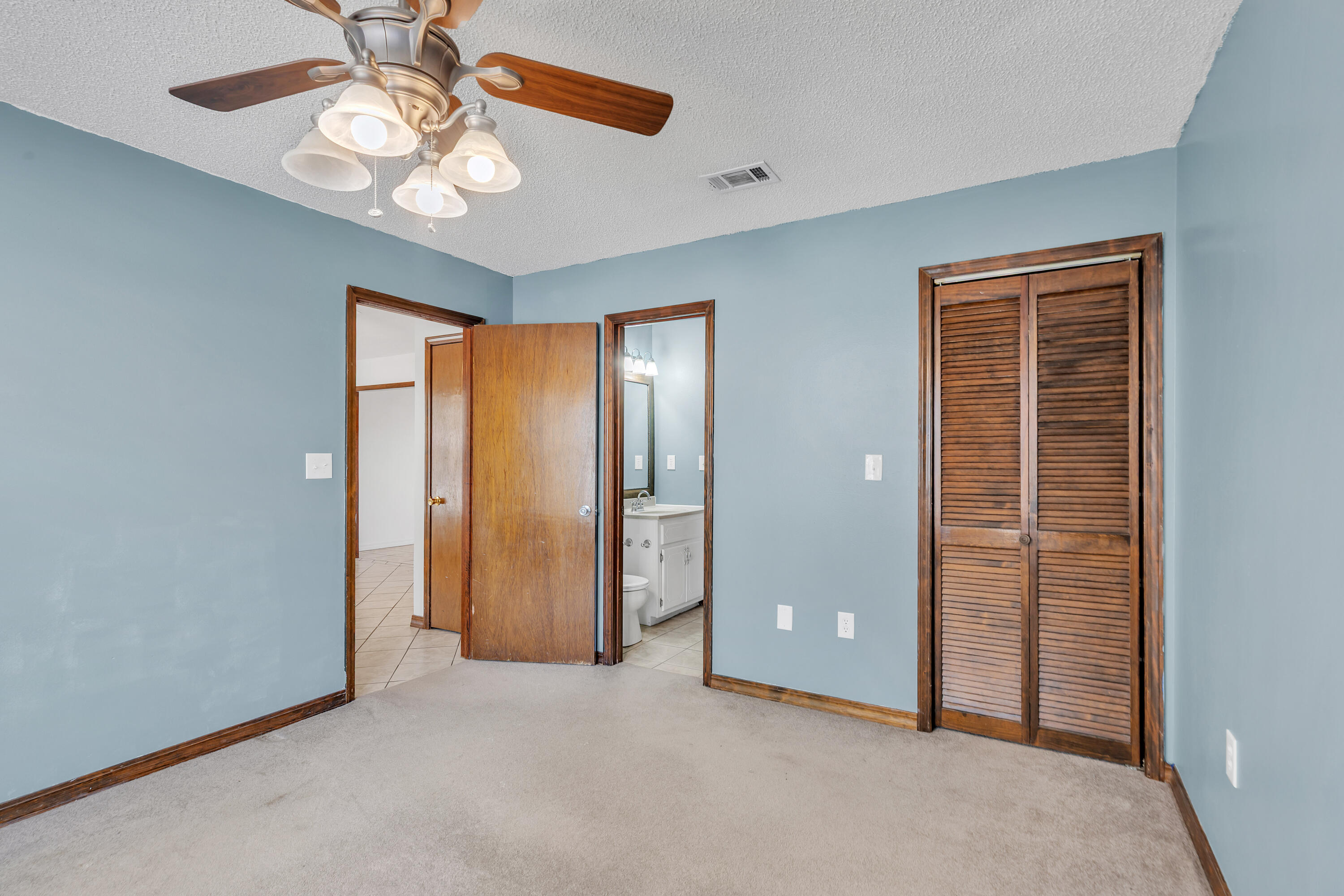 BEACONS BEND - Residential