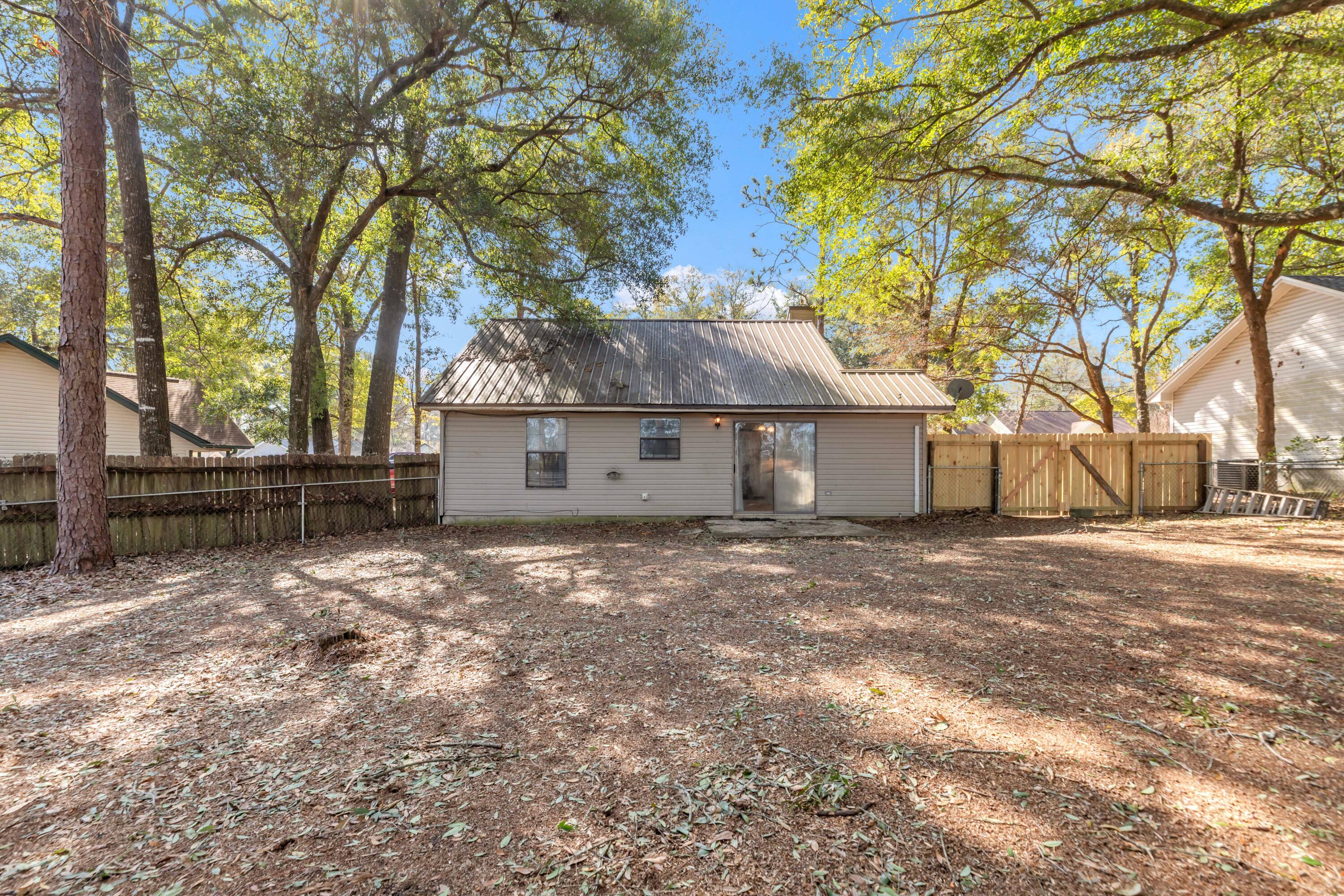 BEACONS BEND - Residential