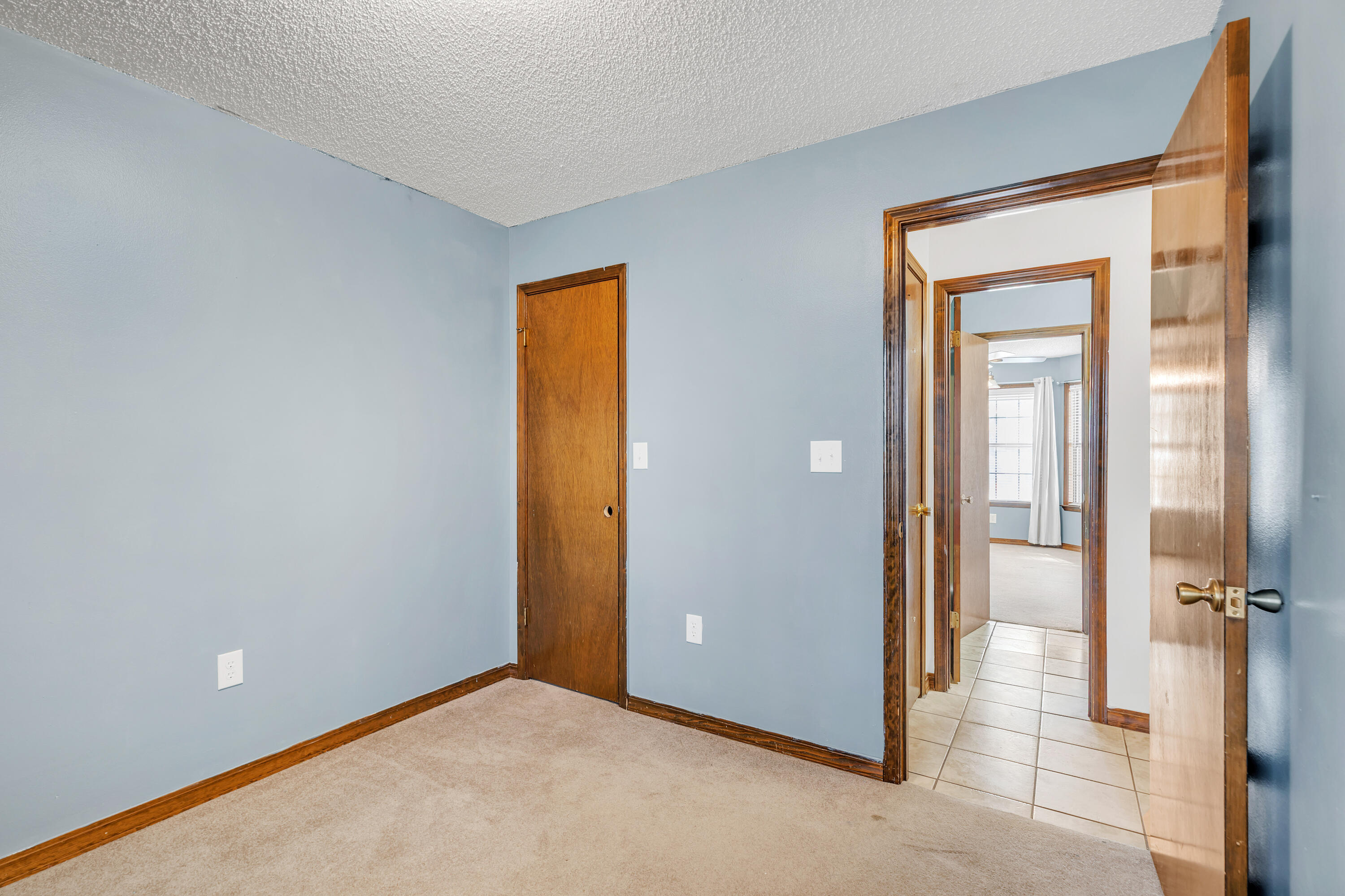 BEACONS BEND - Residential