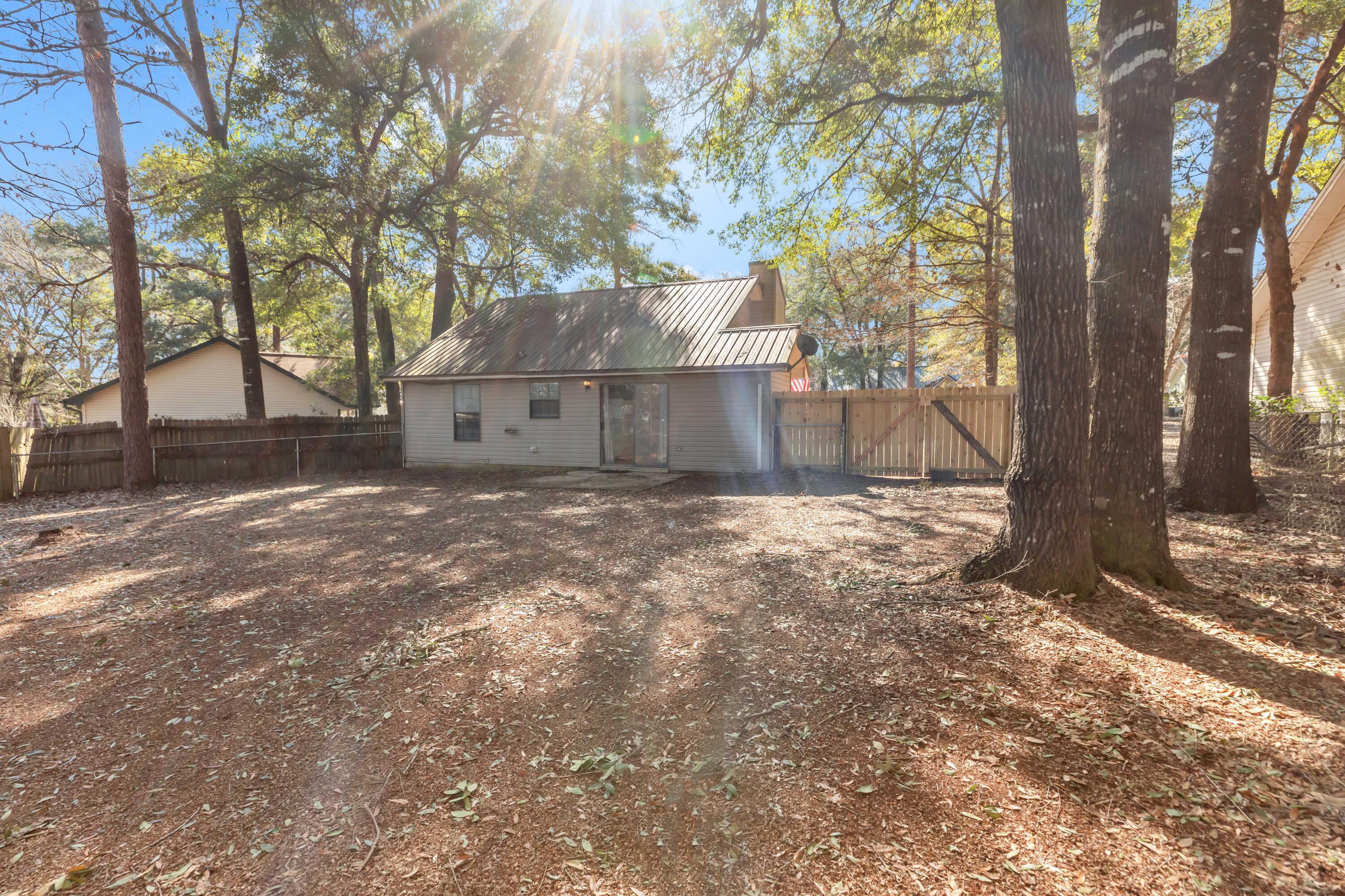 BEACONS BEND - Residential