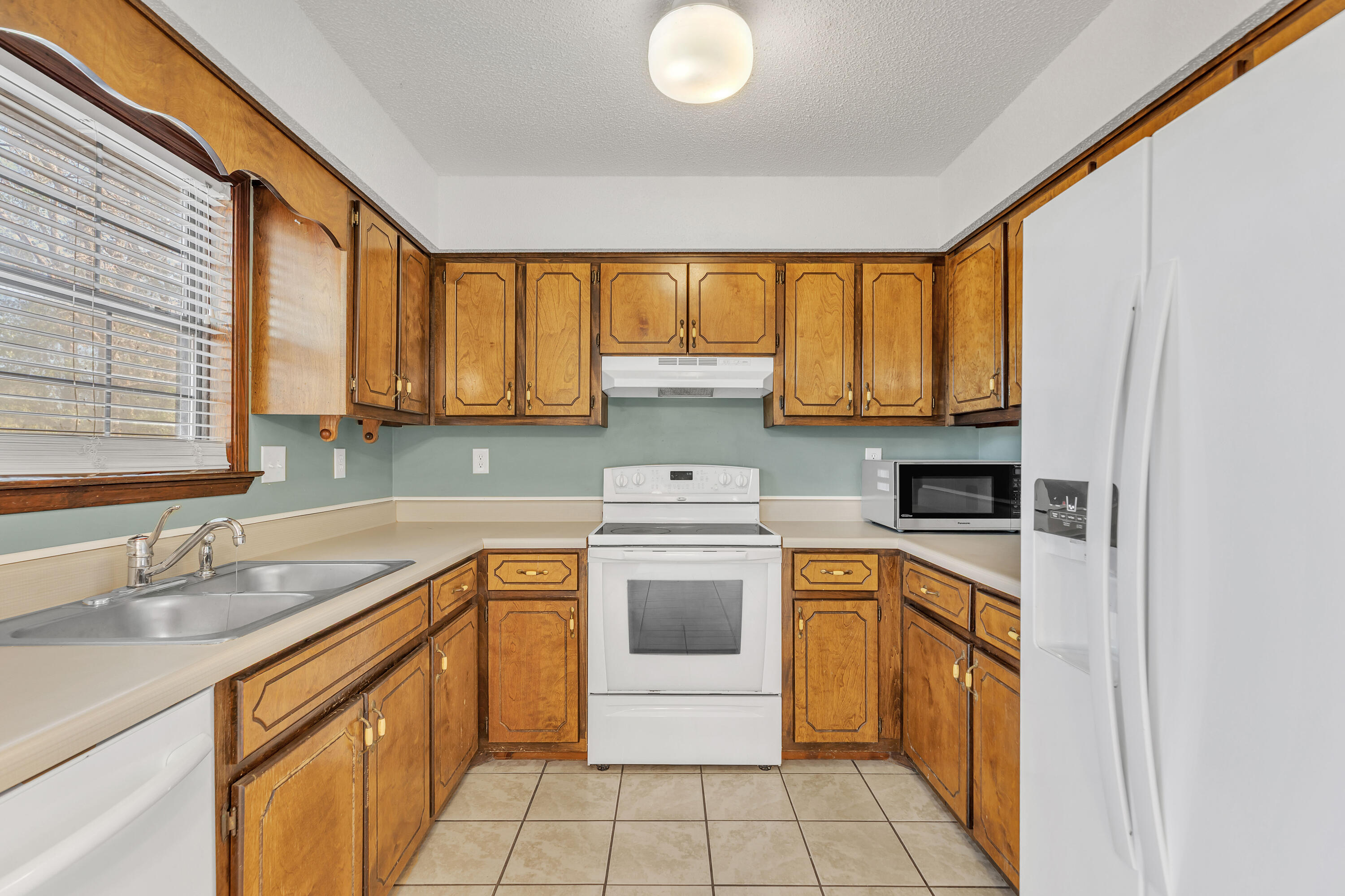 BEACONS BEND - Residential