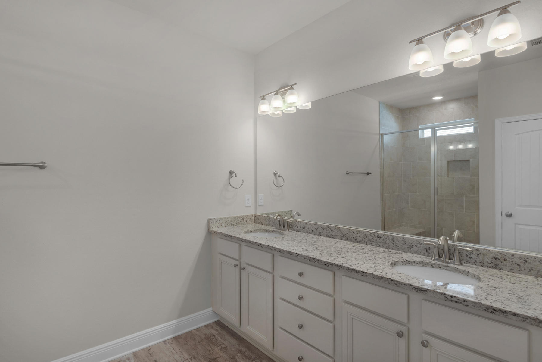 STONEGATE - Residential