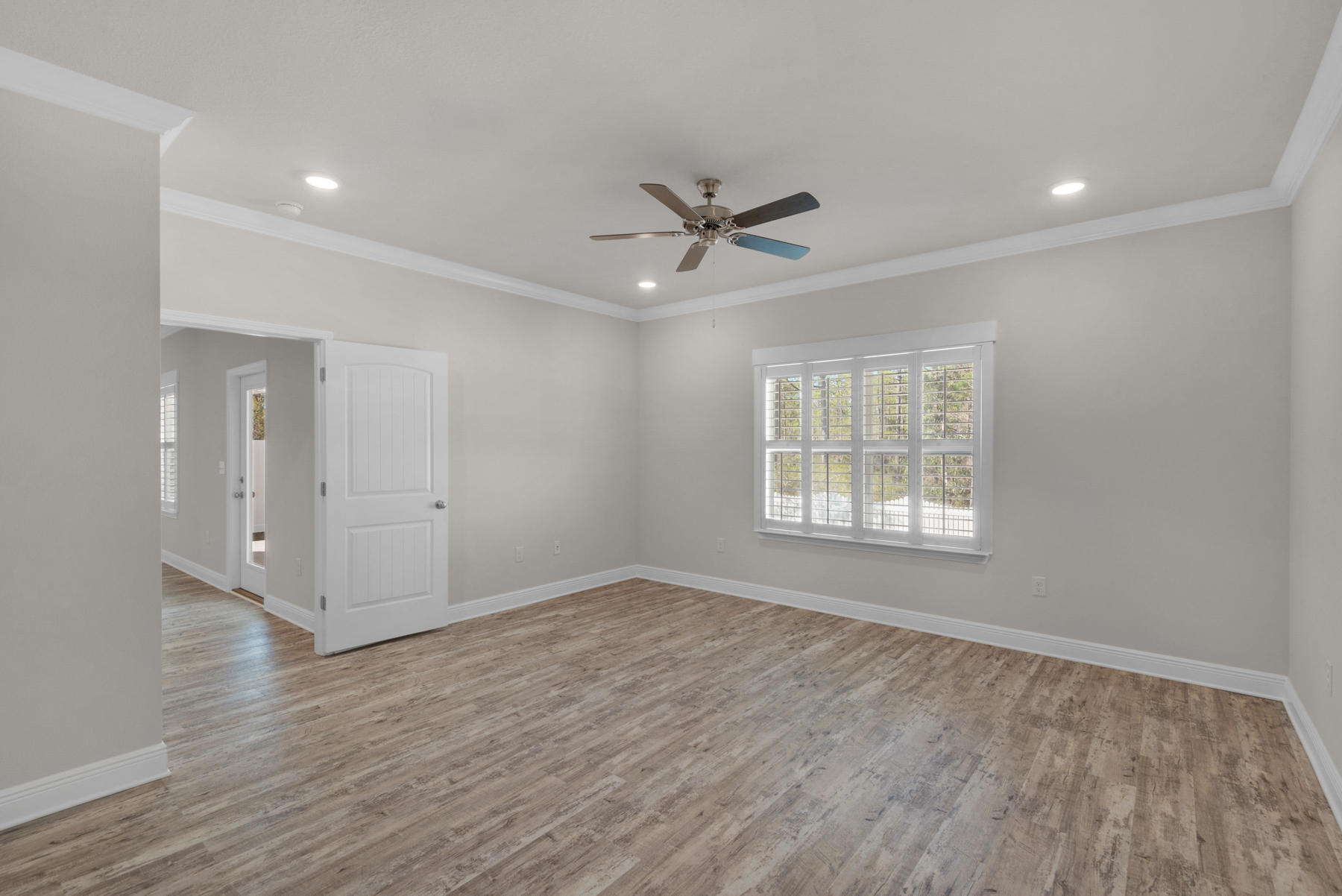 STONEGATE - Residential