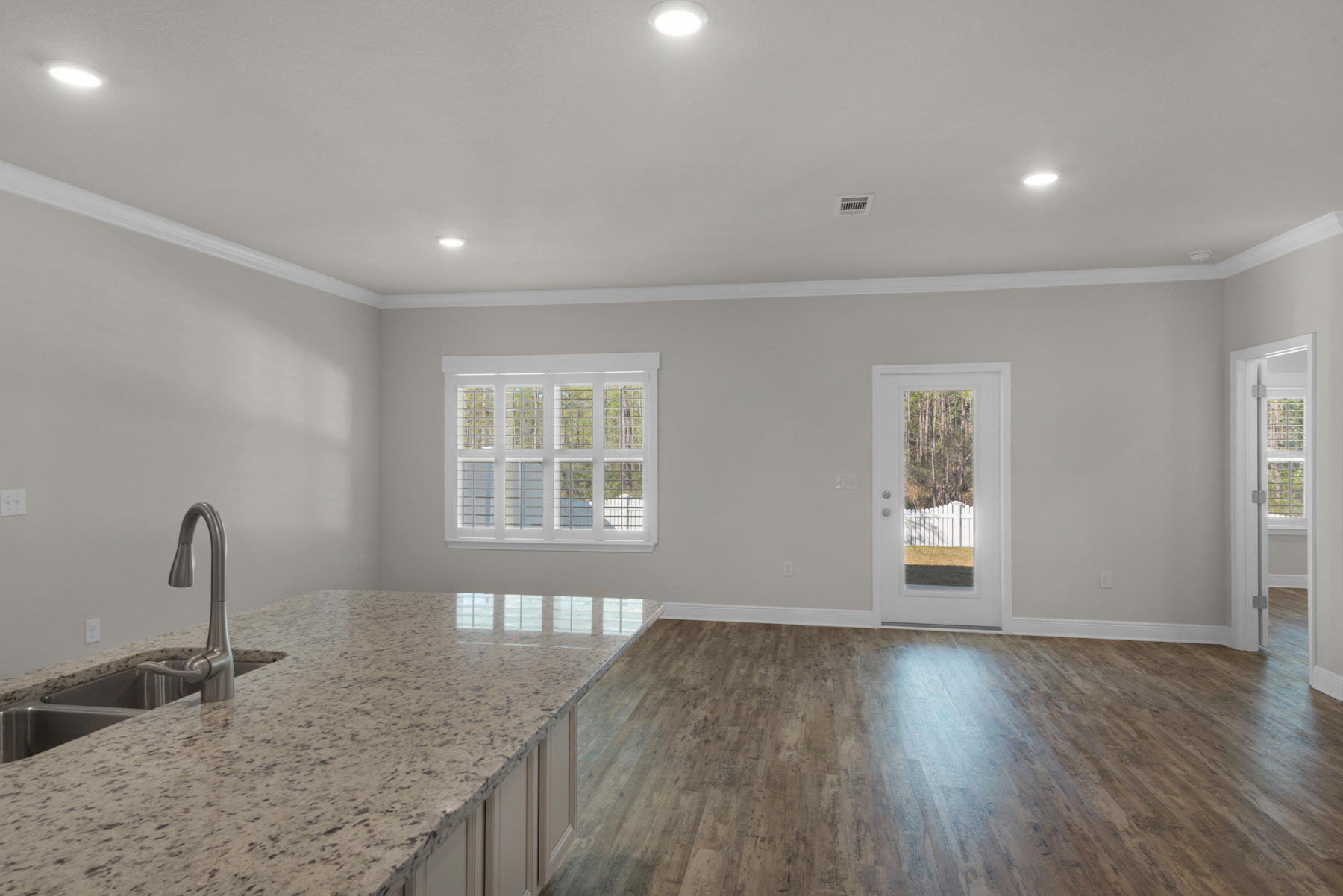 STONEGATE - Residential