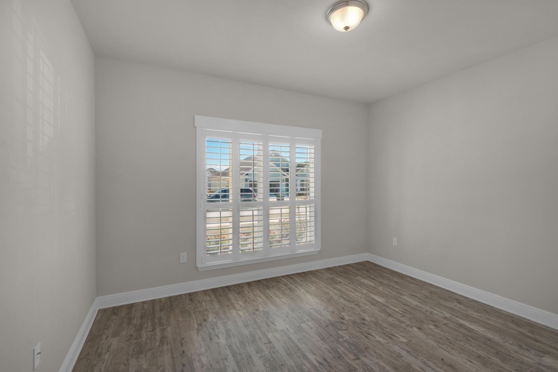 STONEGATE - Residential