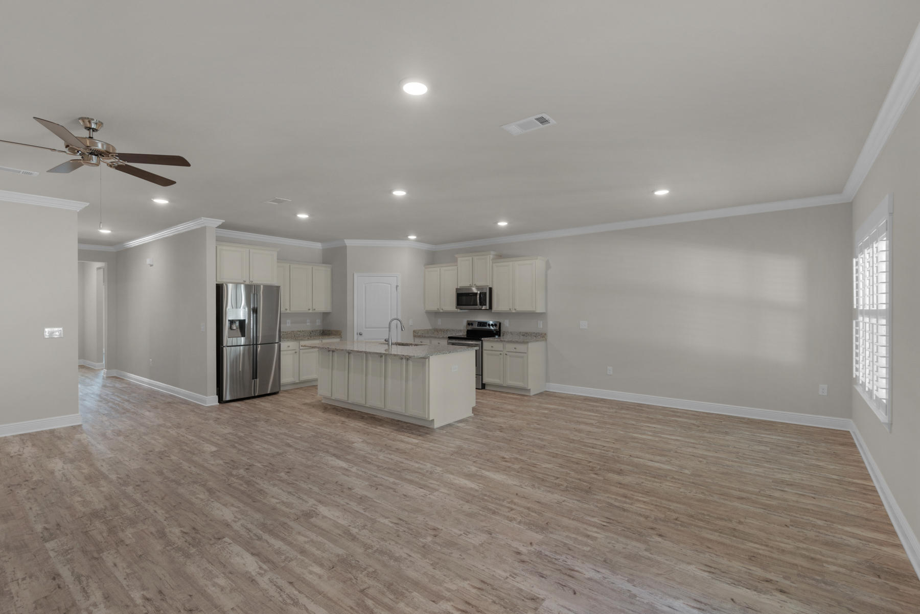 STONEGATE - Residential