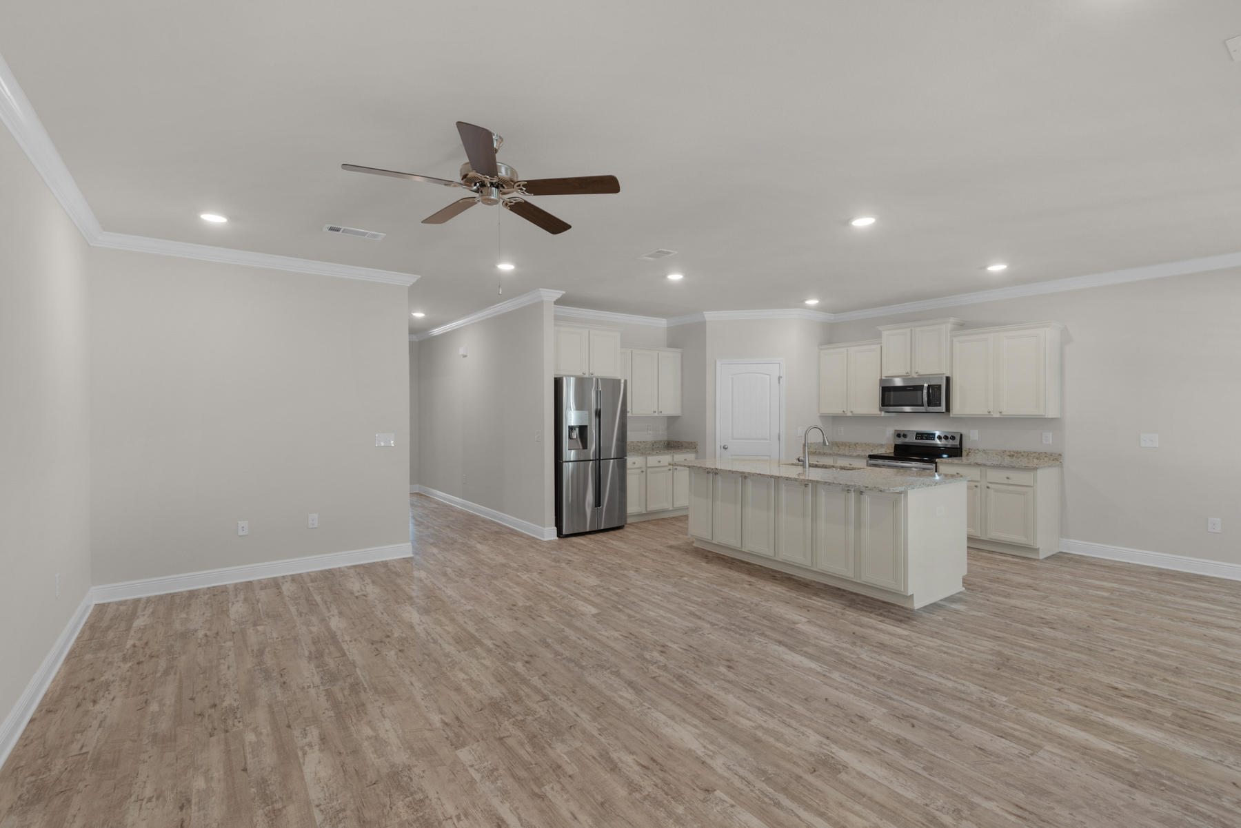 STONEGATE - Residential