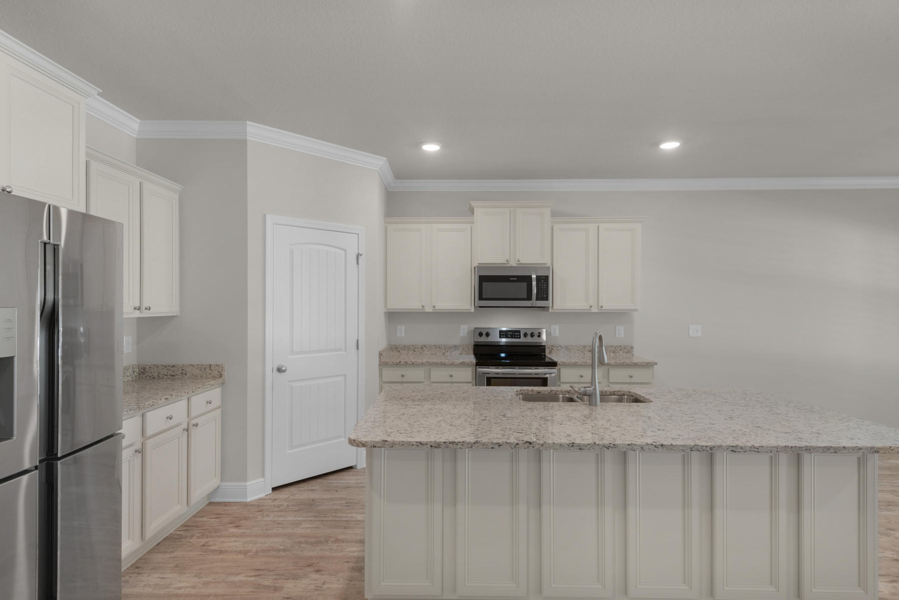 STONEGATE - Residential