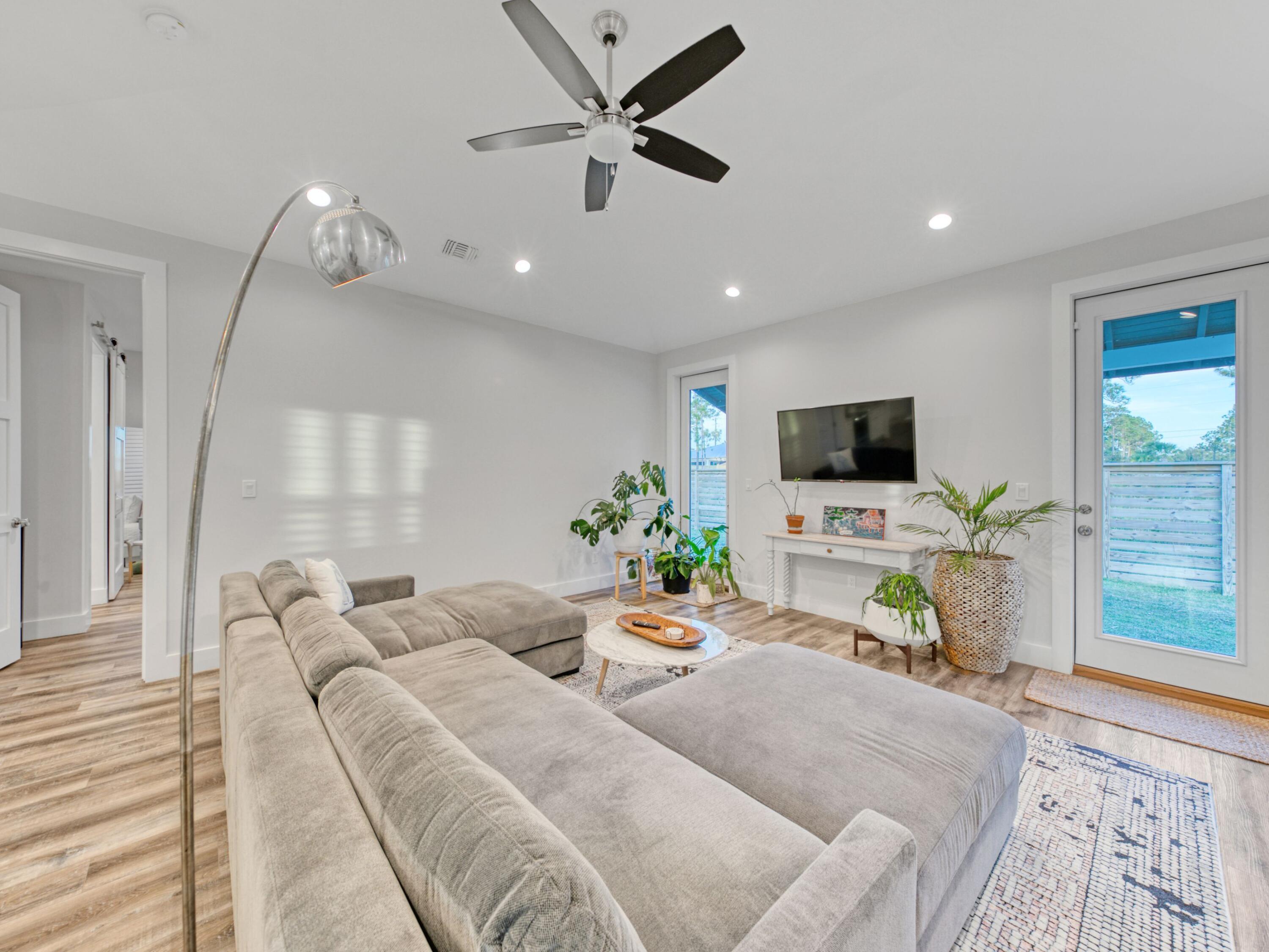 SHELTER COVE ESTATES - Residential