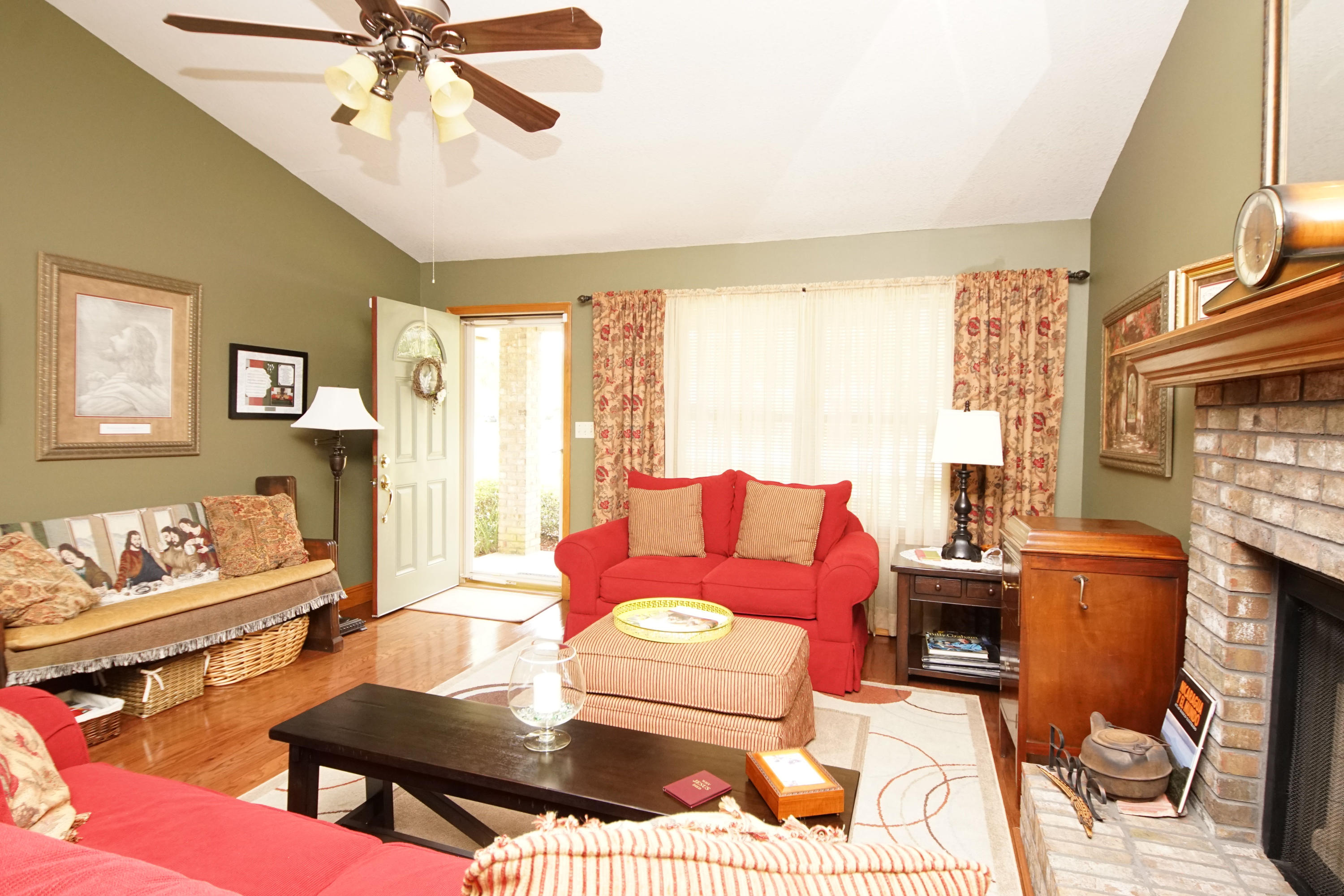 Chateau Pres De La Mer - Residential