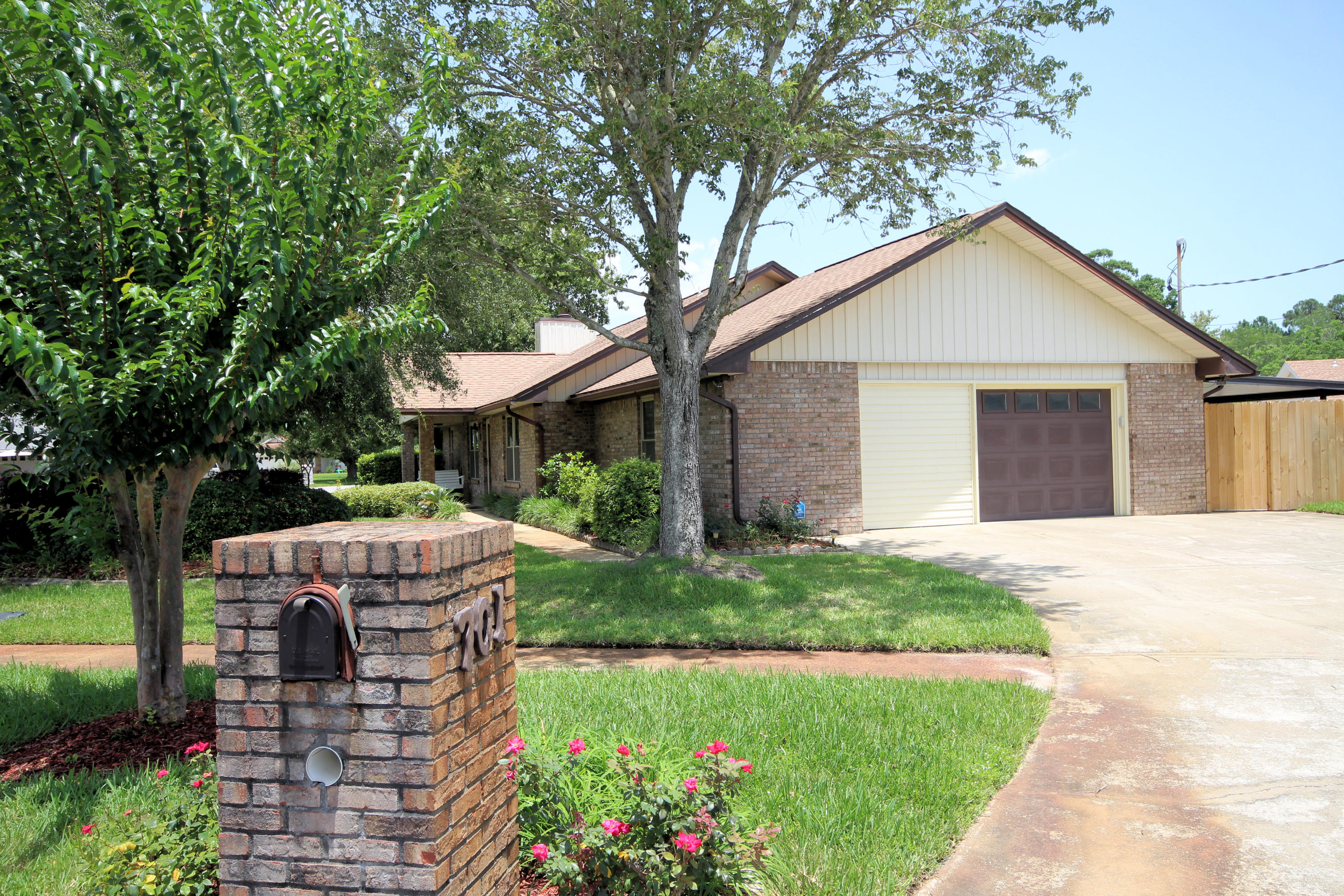 Chateau Pres De La Mer - Residential