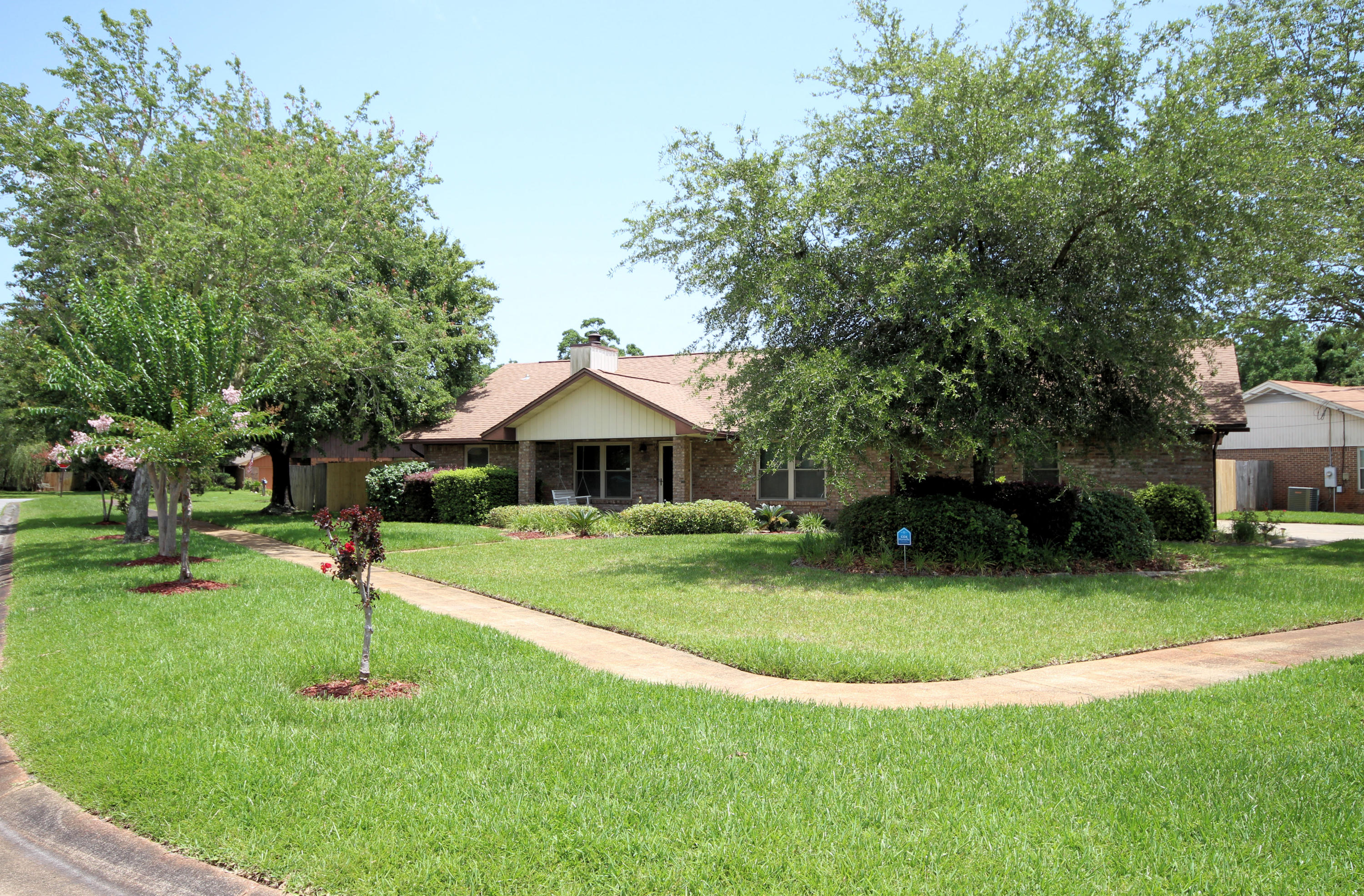 Chateau Pres De La Mer - Residential
