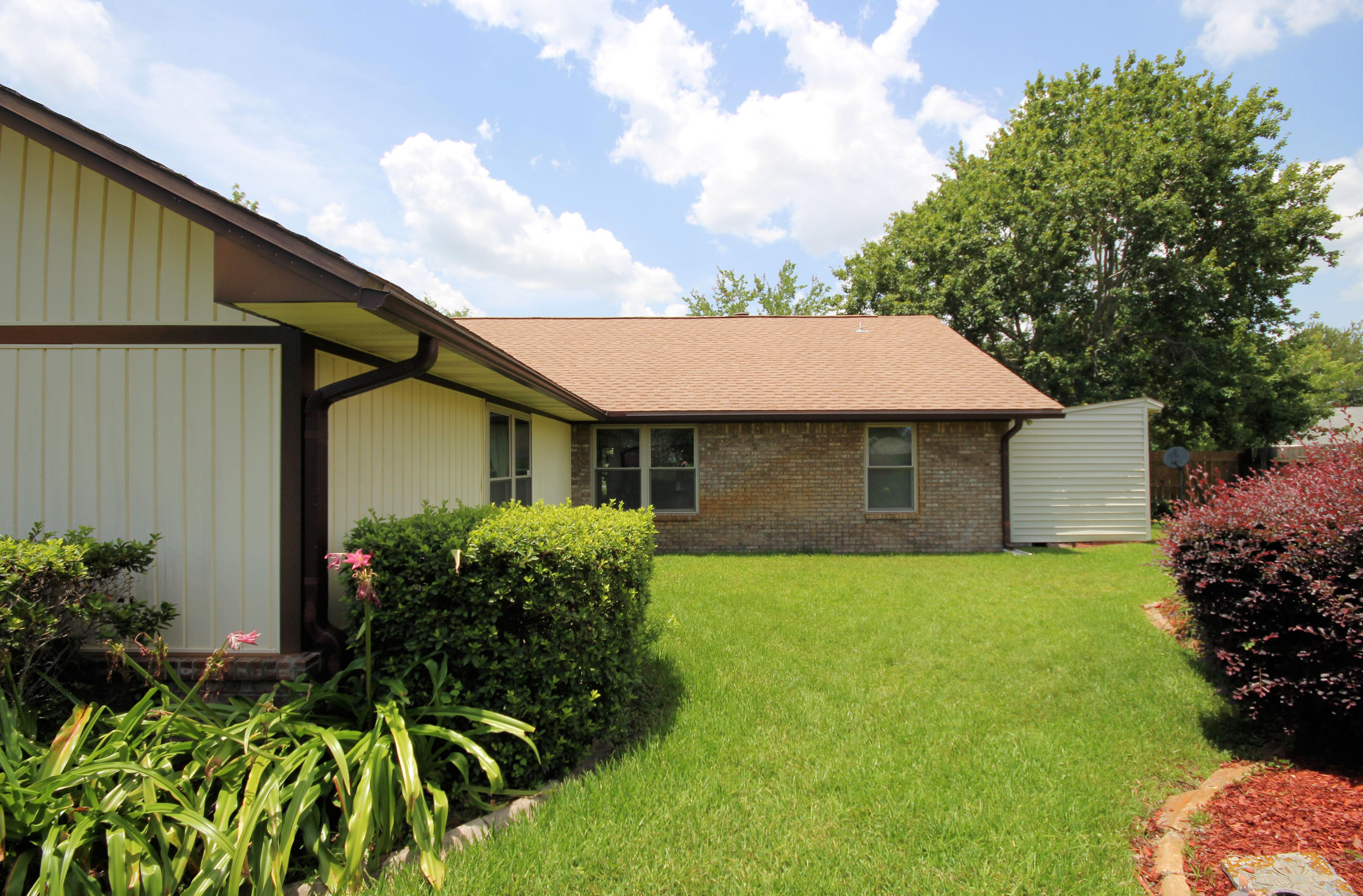 Chateau Pres De La Mer - Residential