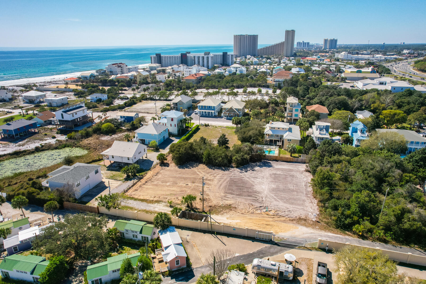 TANG-O-MAR S/D UNREC - Land