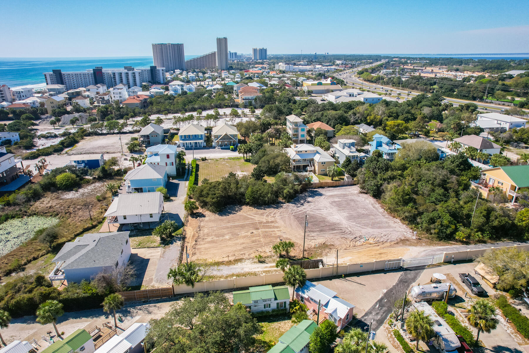 TANG-O-MAR S/D UNREC - Land