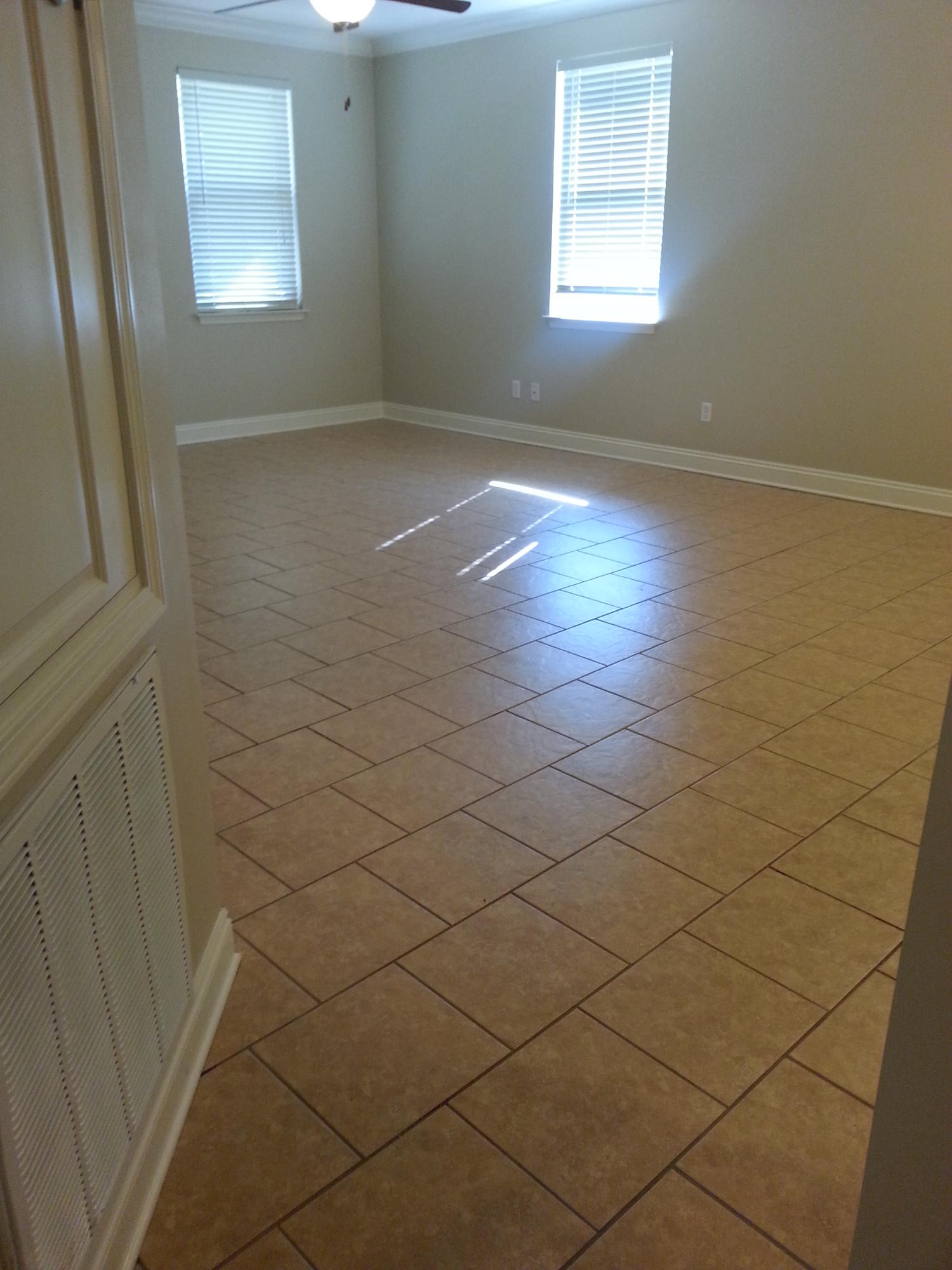 VILLA TASSO TOWN OF - Residential