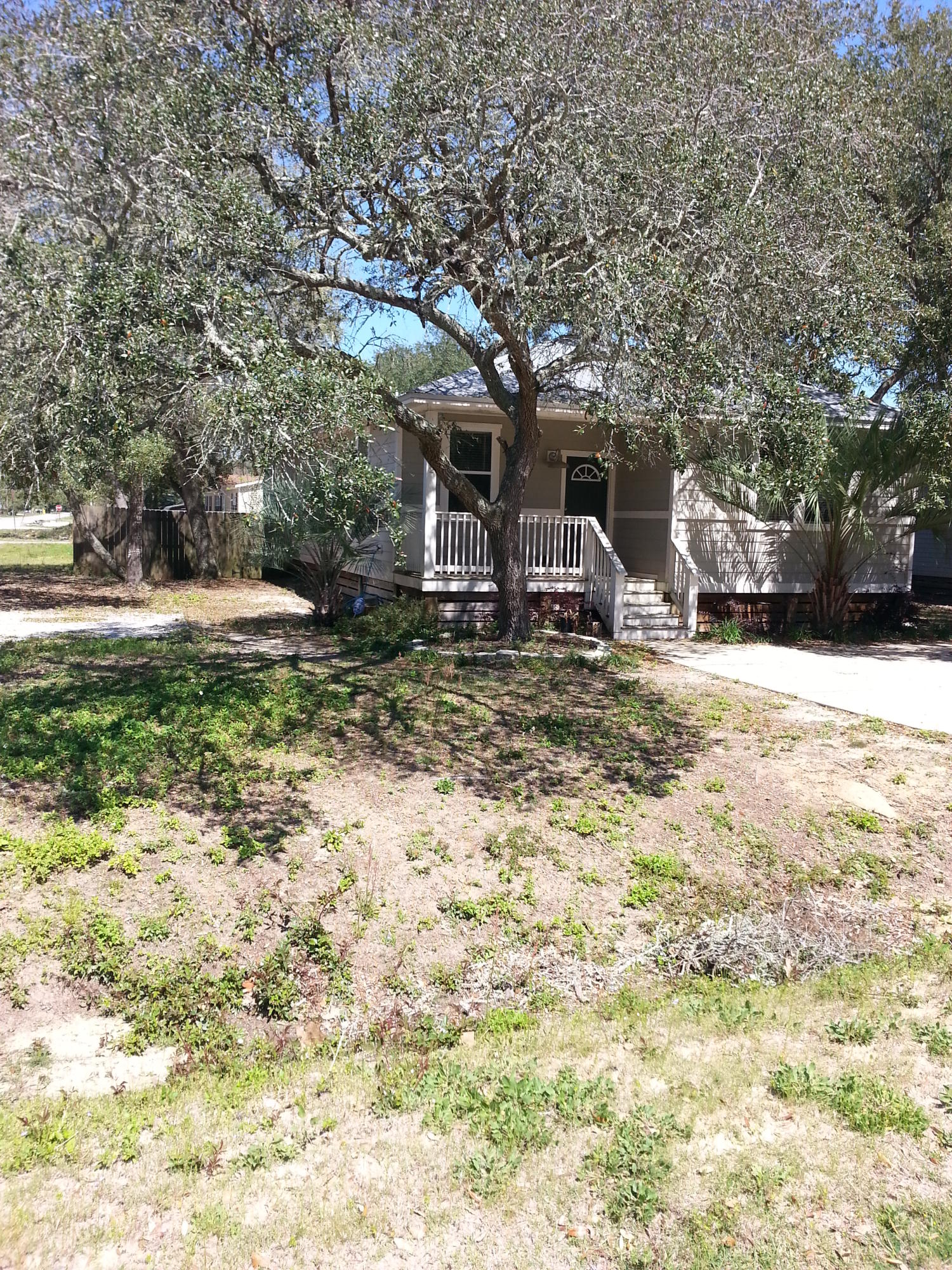 VILLA TASSO TOWN OF - Residential