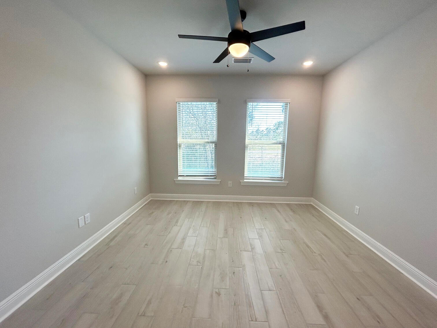 THE BLUFFS AT LAFAYETTE - Residential