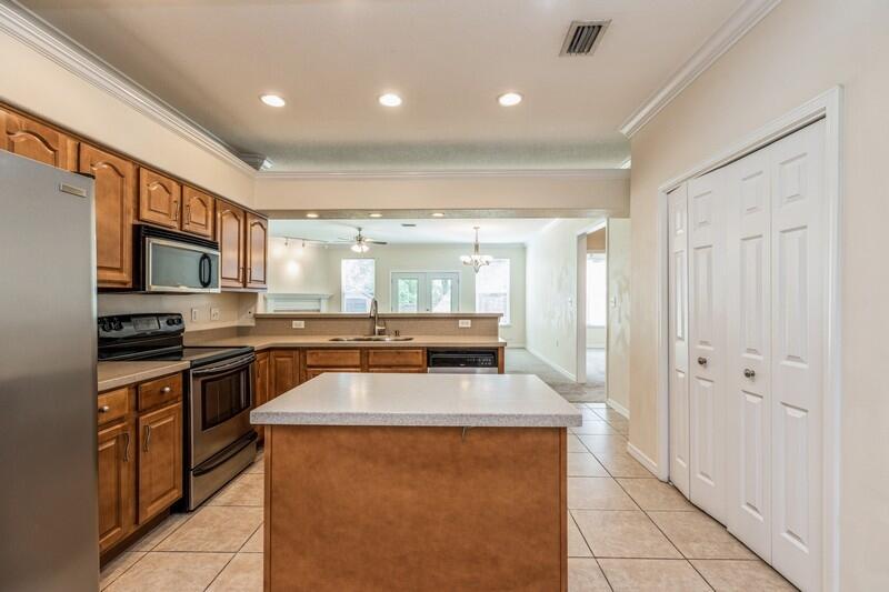 BAYOU S/D - Residential