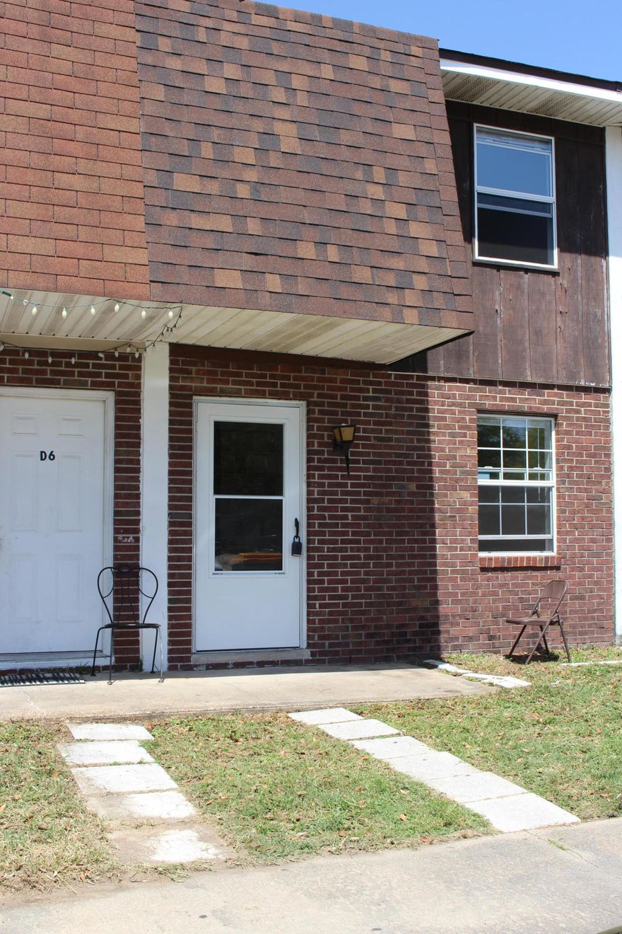 JUST LOST BUYER. BACK ON MARKET!!ATTENTION INVESTORS EARN AN ESTIMATED 13% RETURN ON INVESTMENT ON THIS 2 BR, 1 1/2 BATH TOWN HOME! 8 Month old Roof & updated Alumicon wiring provide affordable insurance. Offering a desirable floor plan, with 2 good sized bedrooms plus a small bonus room ideal for an office AND a Florida room, this home would make an ideal rental property, primary or 2nd home. PastTenant paid $850 per month. Back patio with large grassy area & large community pool provide plenty of room for relaxation or play.Located in the heart of Shalimar, this home is close to schools, shopping and restaurants. ACT NOW and take advantage of this opportunity today.