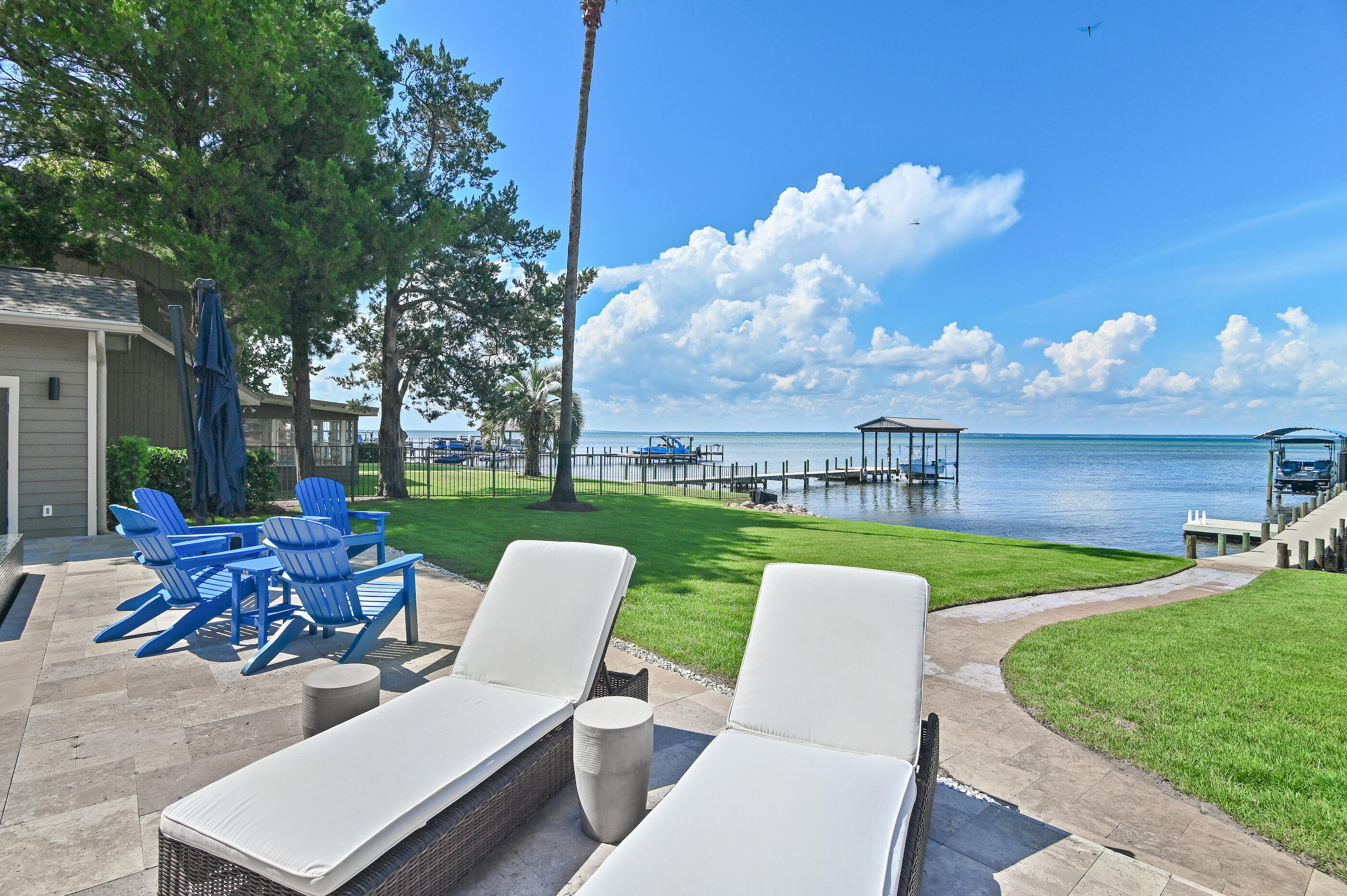 HOLIDAY SHORES ESTATES 1ST ADDN - Residential