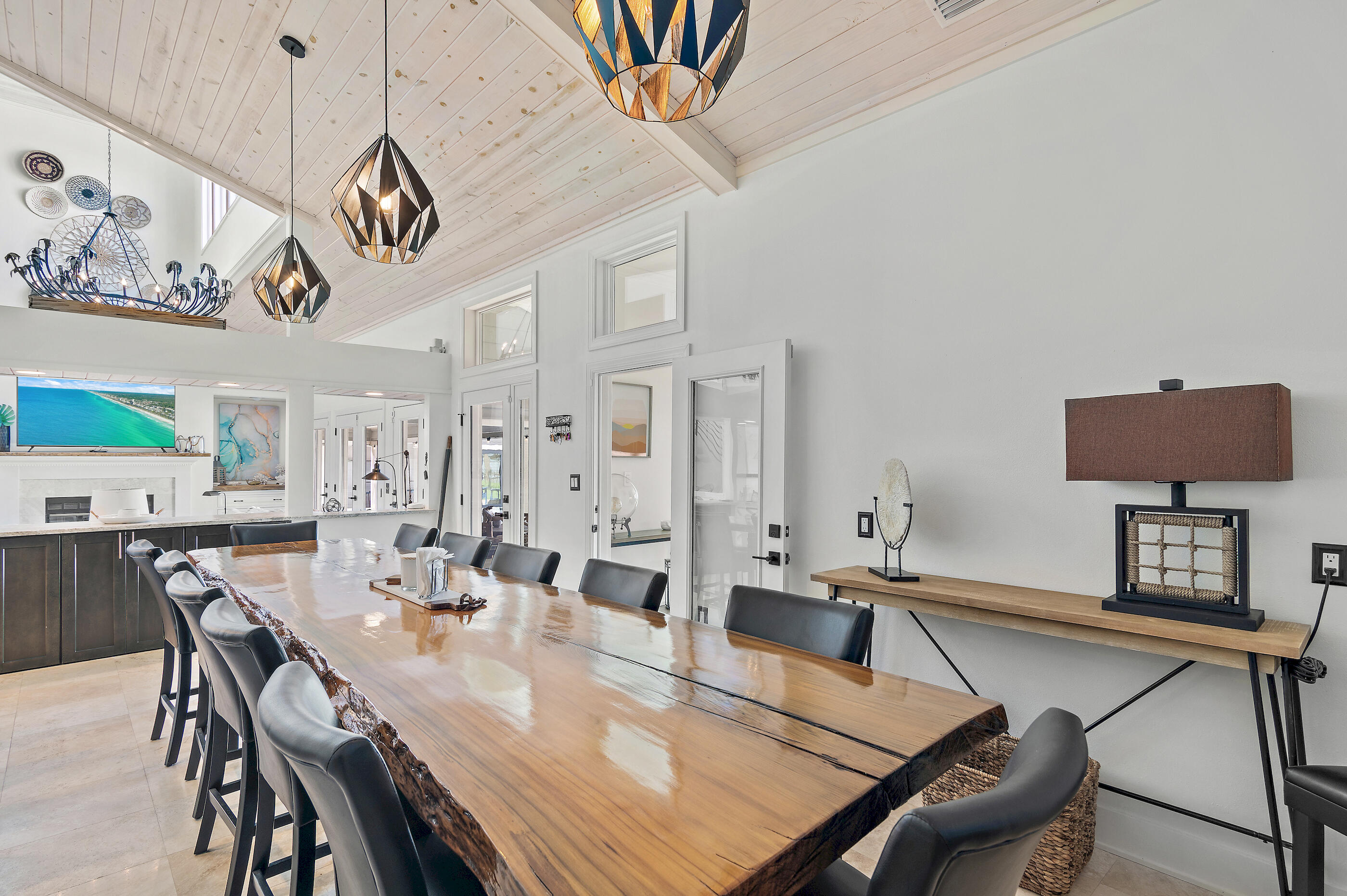 HOLIDAY SHORES ESTATES 1ST ADDN - Residential