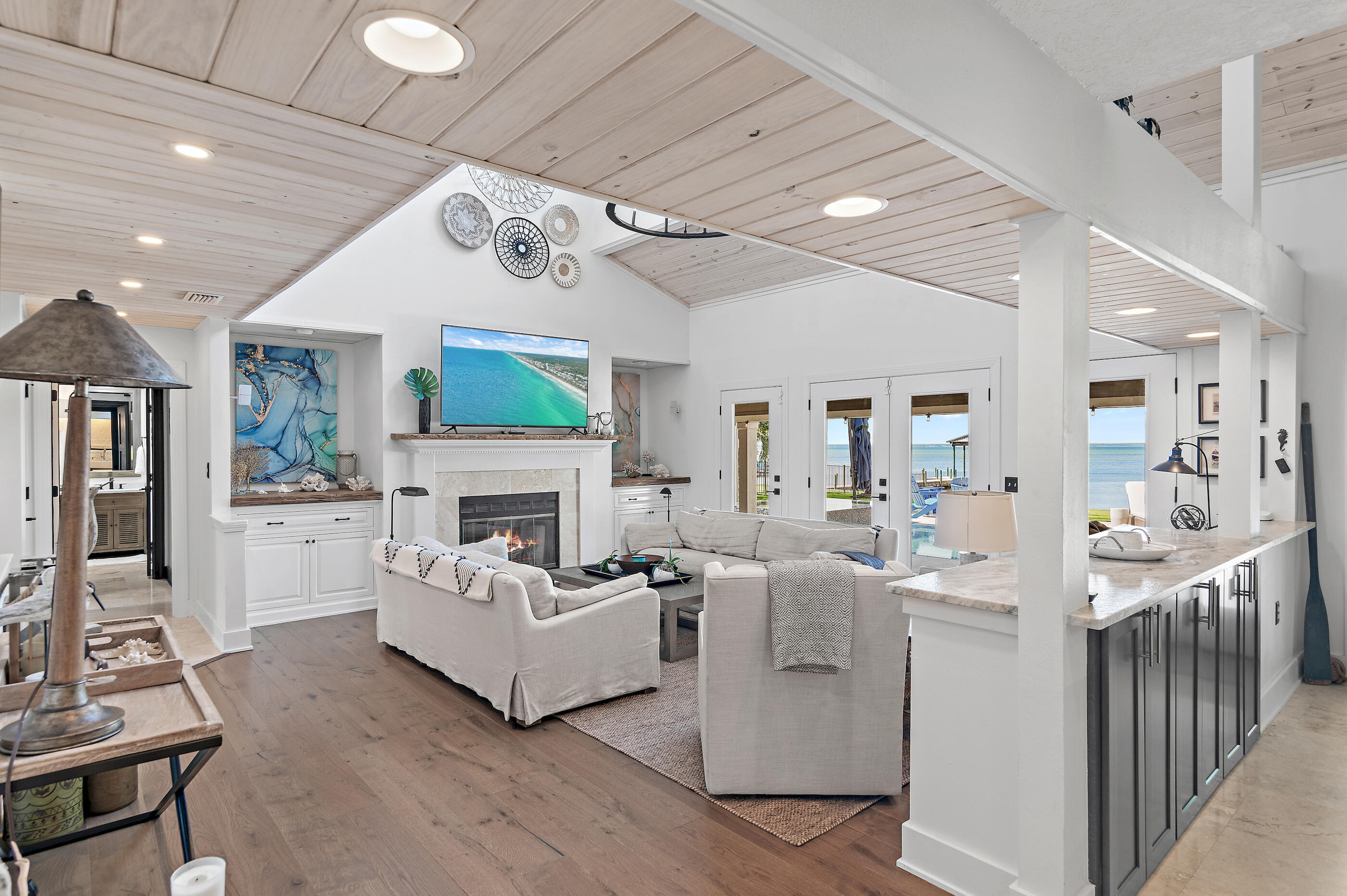 HOLIDAY SHORES ESTATES 1ST ADDN - Residential