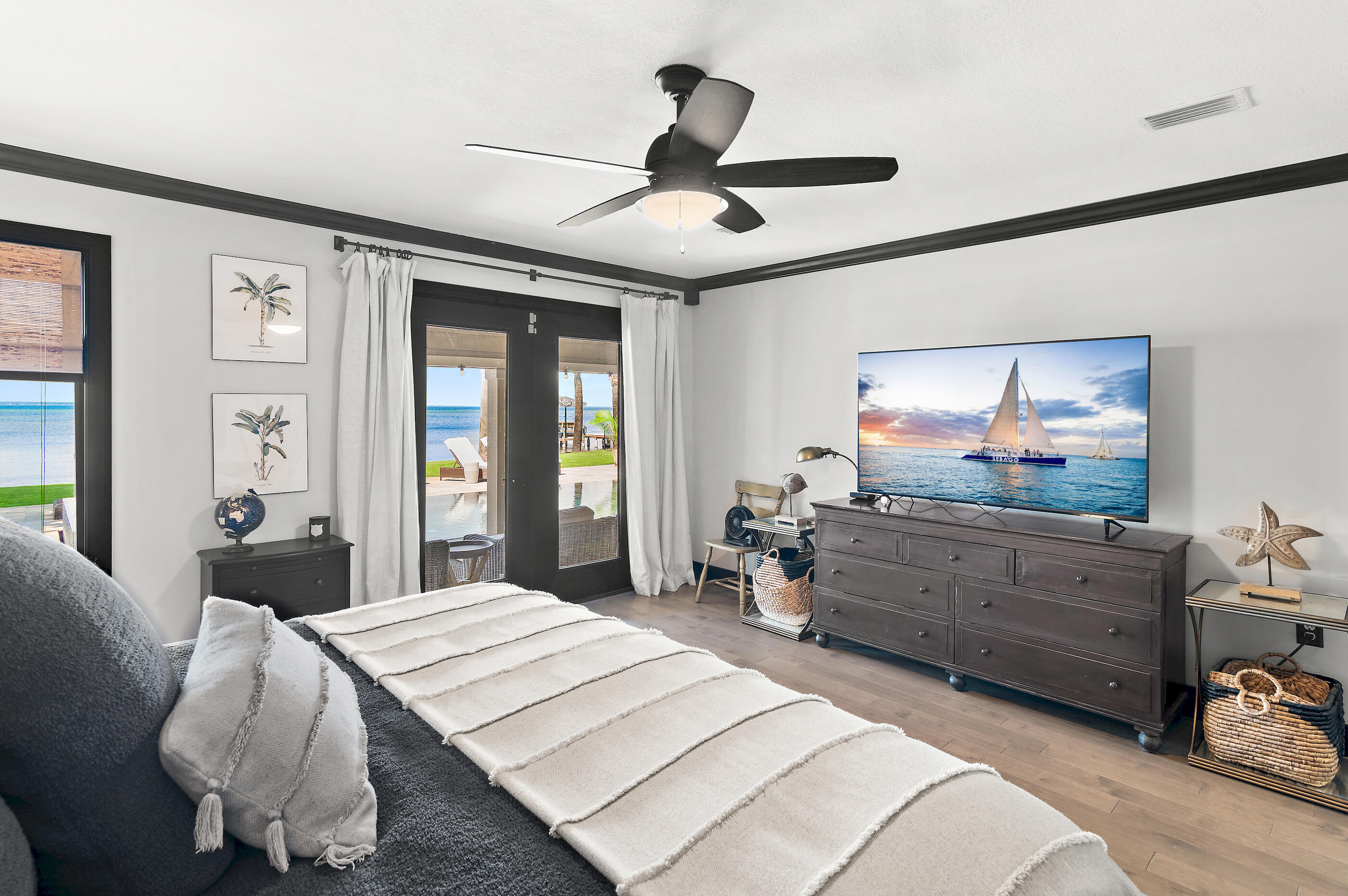 HOLIDAY SHORES ESTATES 1ST ADDN - Residential