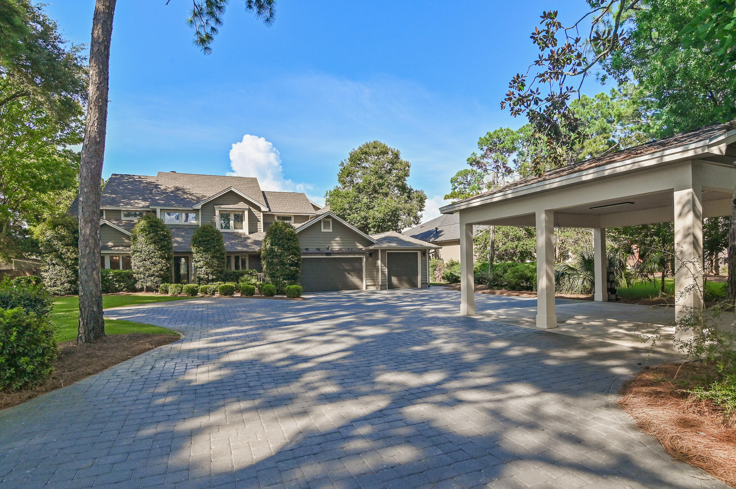 HOLIDAY SHORES ESTATES 1ST ADDN - Residential