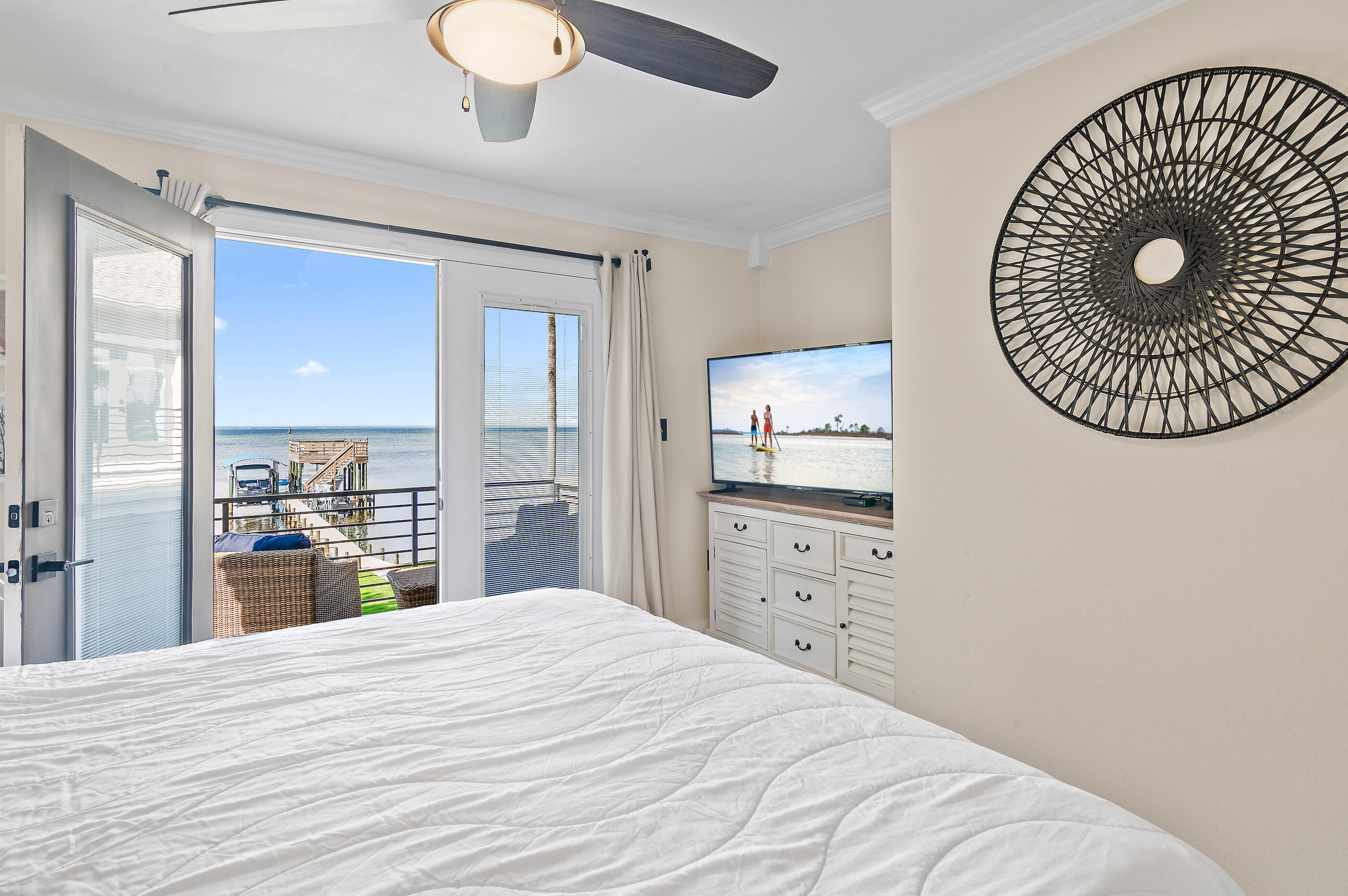 HOLIDAY SHORES ESTATES 1ST ADDN - Residential