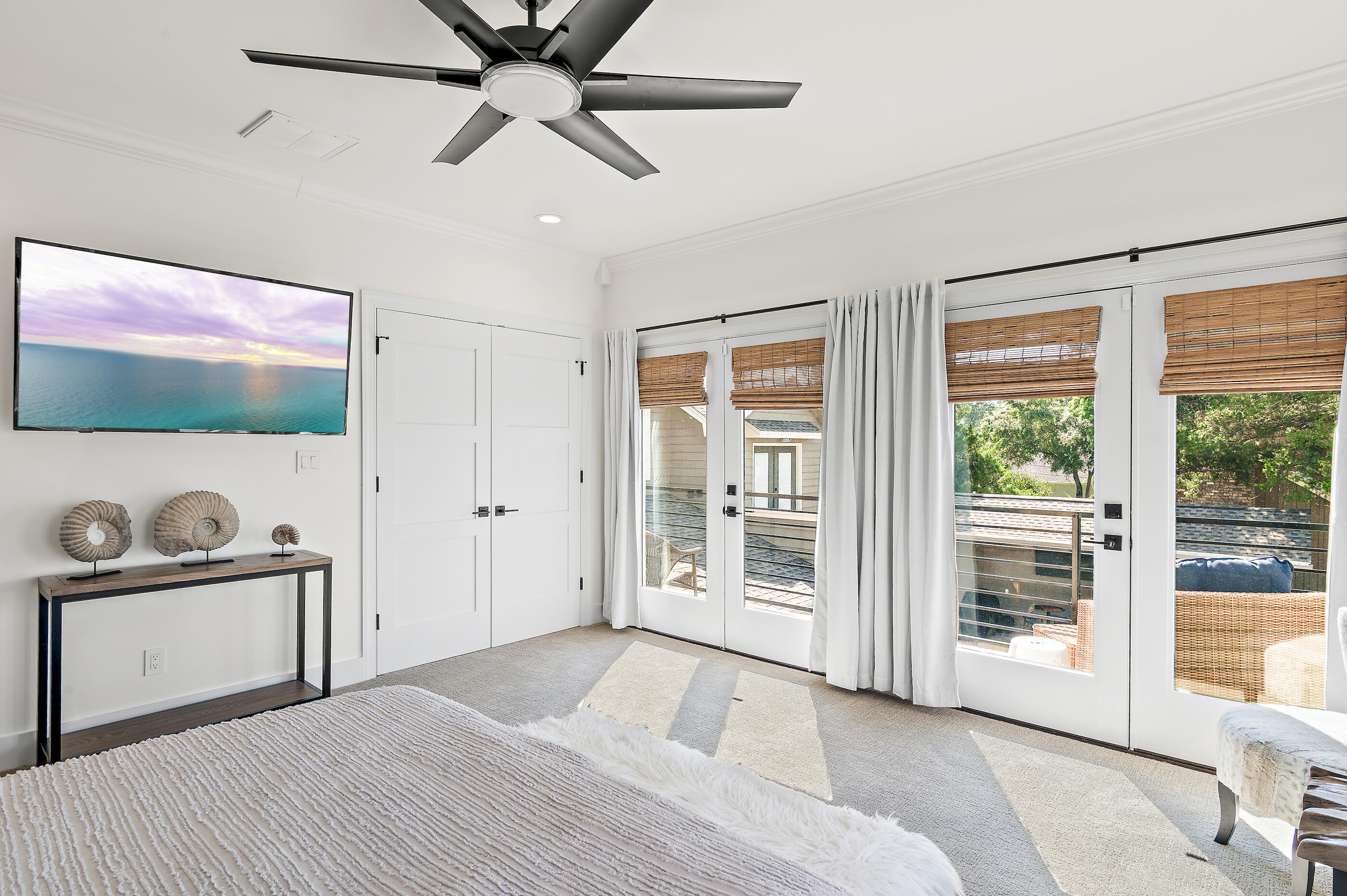 HOLIDAY SHORES ESTATES 1ST ADDN - Residential