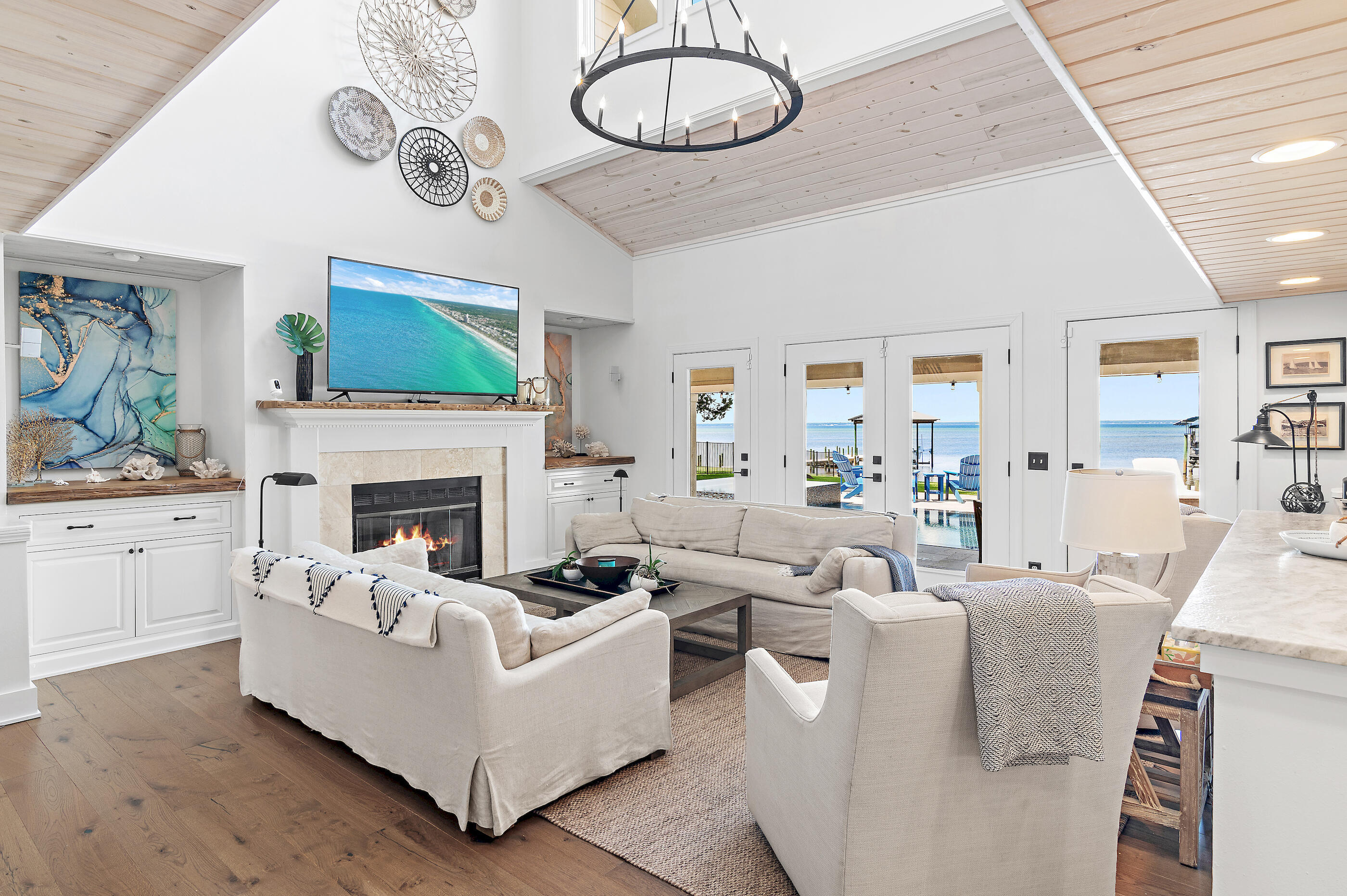 HOLIDAY SHORES ESTATES 1ST ADDN - Residential
