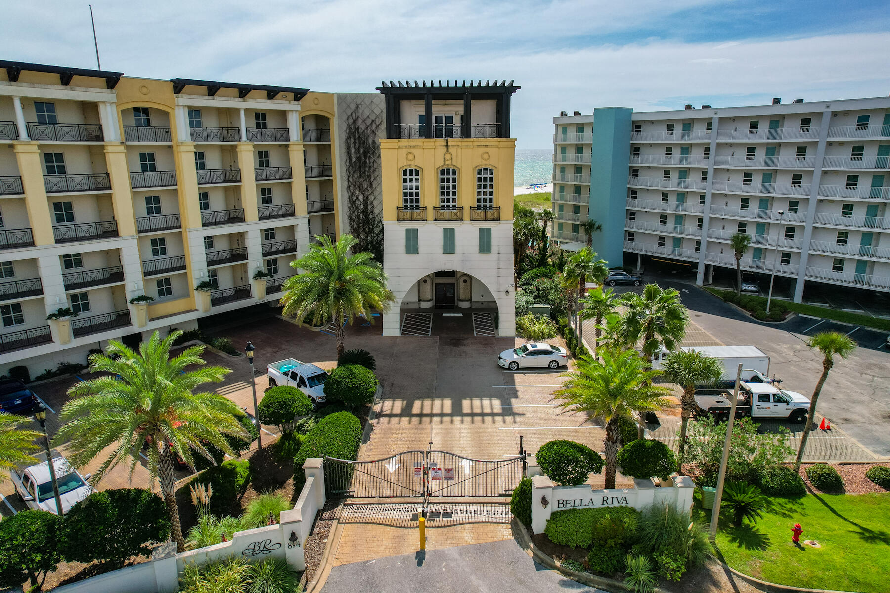 BELLA RIVA - Residential