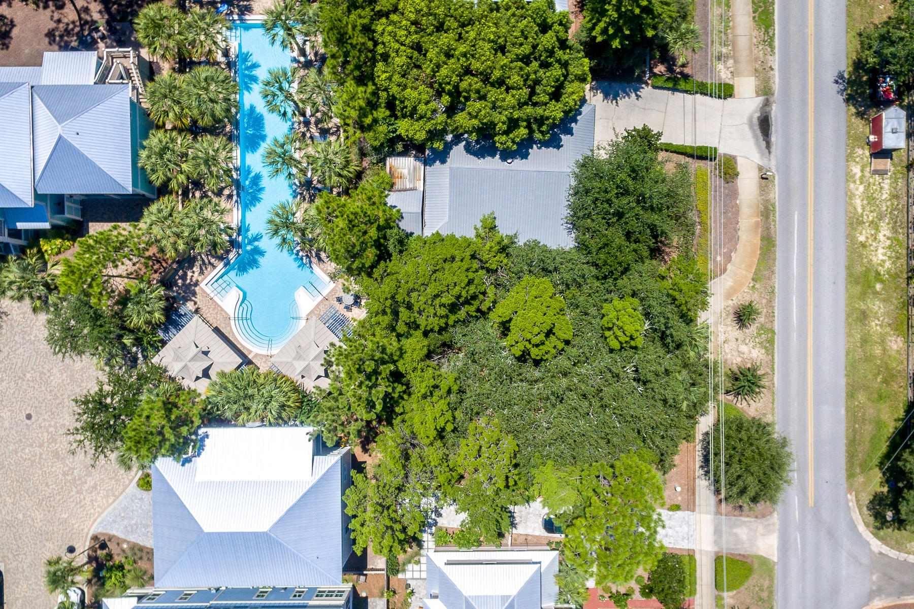 COTTAGES AT EASTERN LAKE - Land