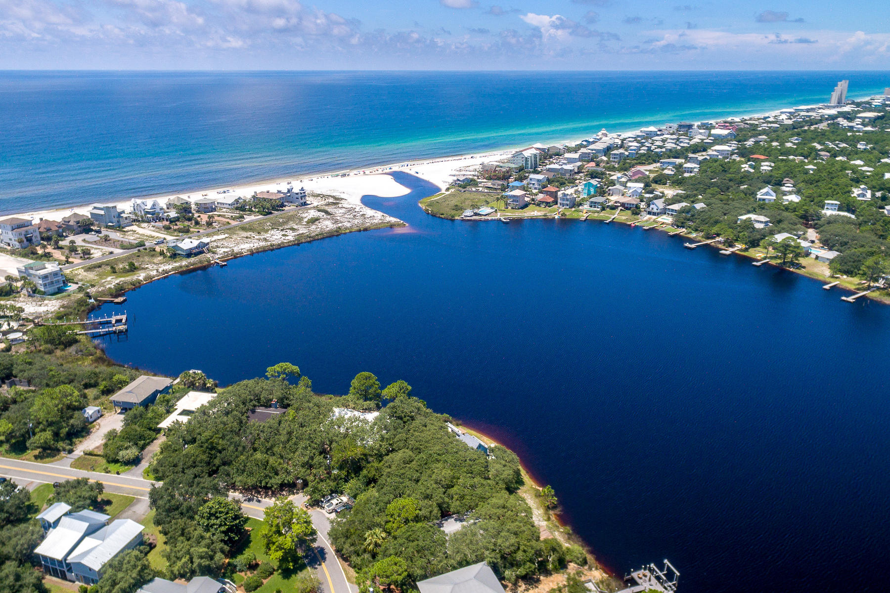 COTTAGES AT EASTERN LAKE - Land