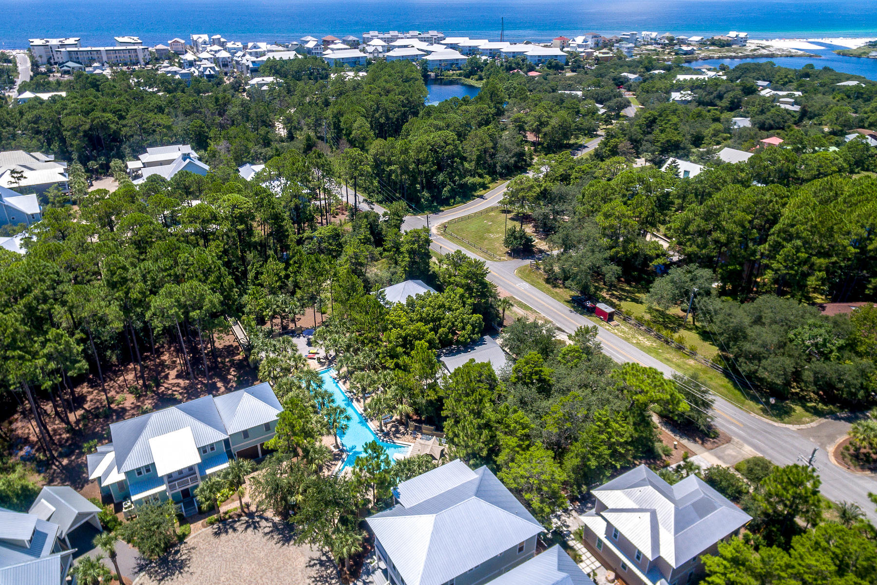 COTTAGES AT EASTERN LAKE - Land