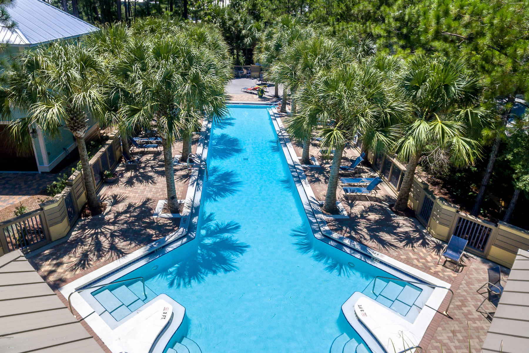COTTAGES AT EASTERN LAKE - Land