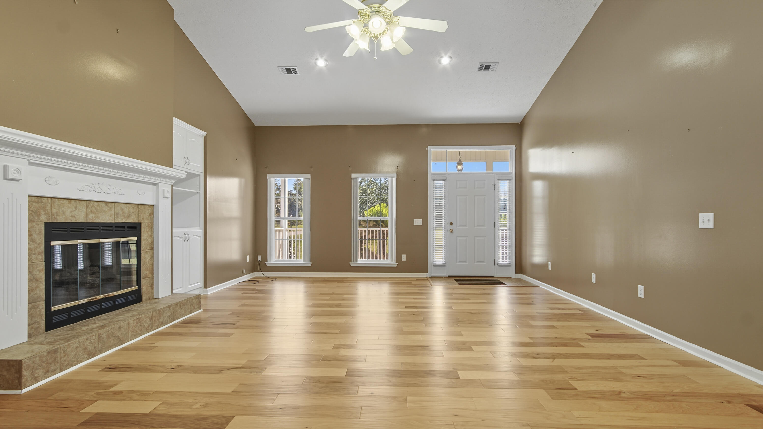NO RECORDED SUBDIVISION - Residential