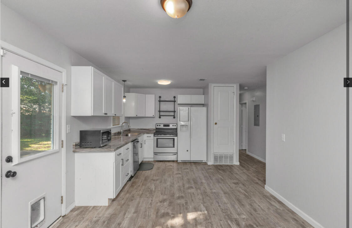BAY RIDGE PARK 1ST ADDN - Residential Lease