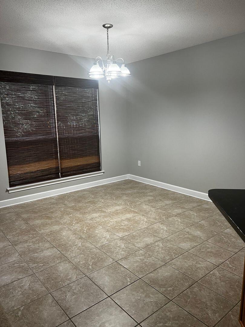 SUMMERWOOD - Residential Lease