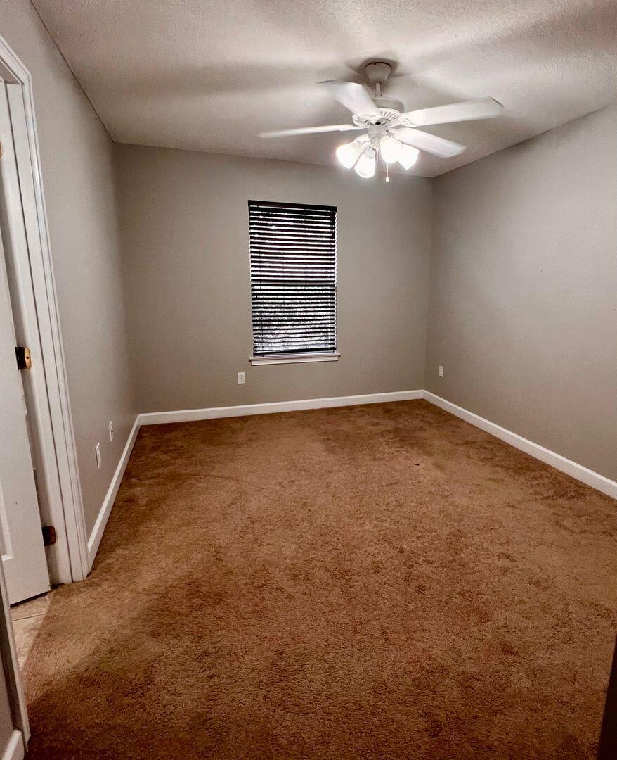 SUMMERWOOD - Residential Lease