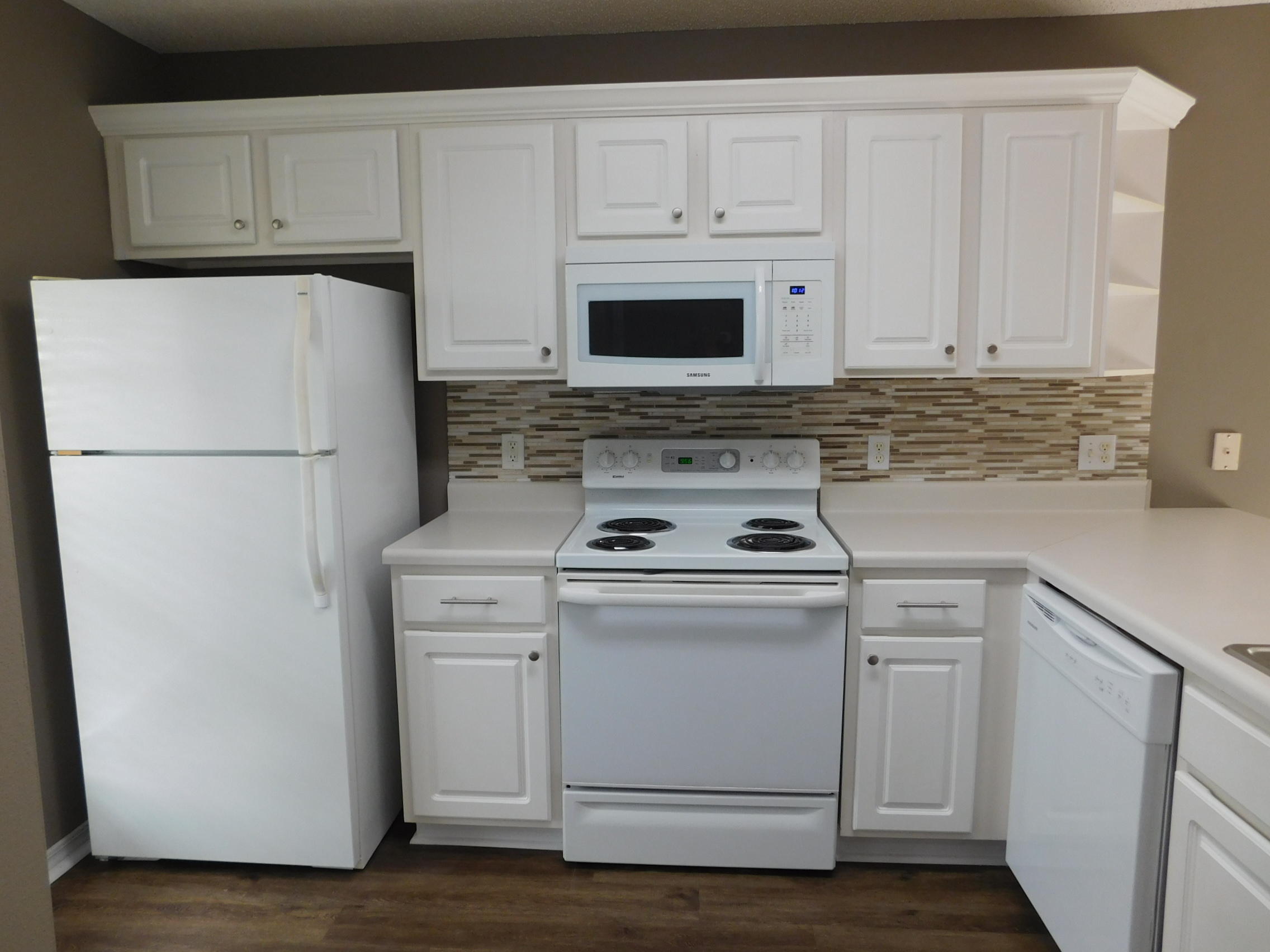 SHALIMAR COTTAGES - Residential