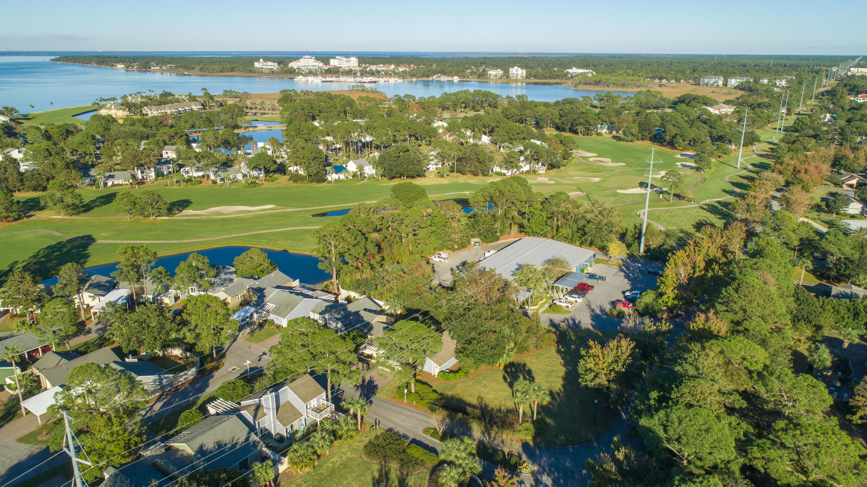 LINKSIDE VILLAGE UNIT 1 - Residential