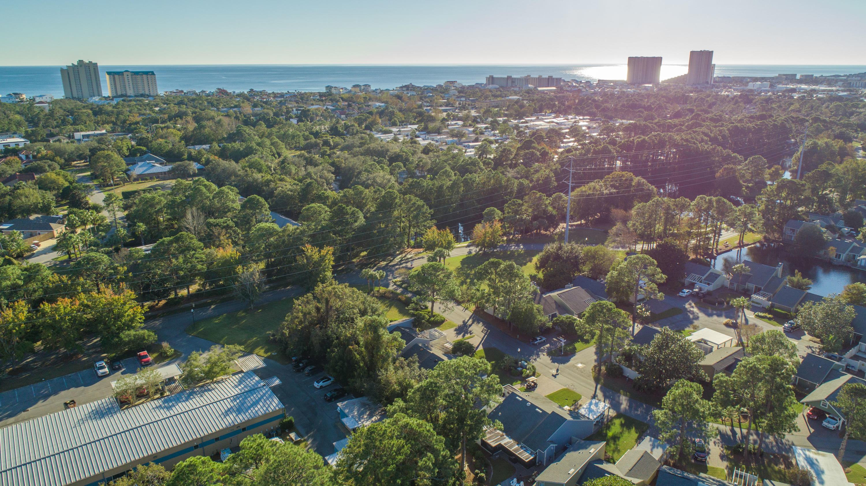 LINKSIDE VILLAGE UNIT 1 - Residential