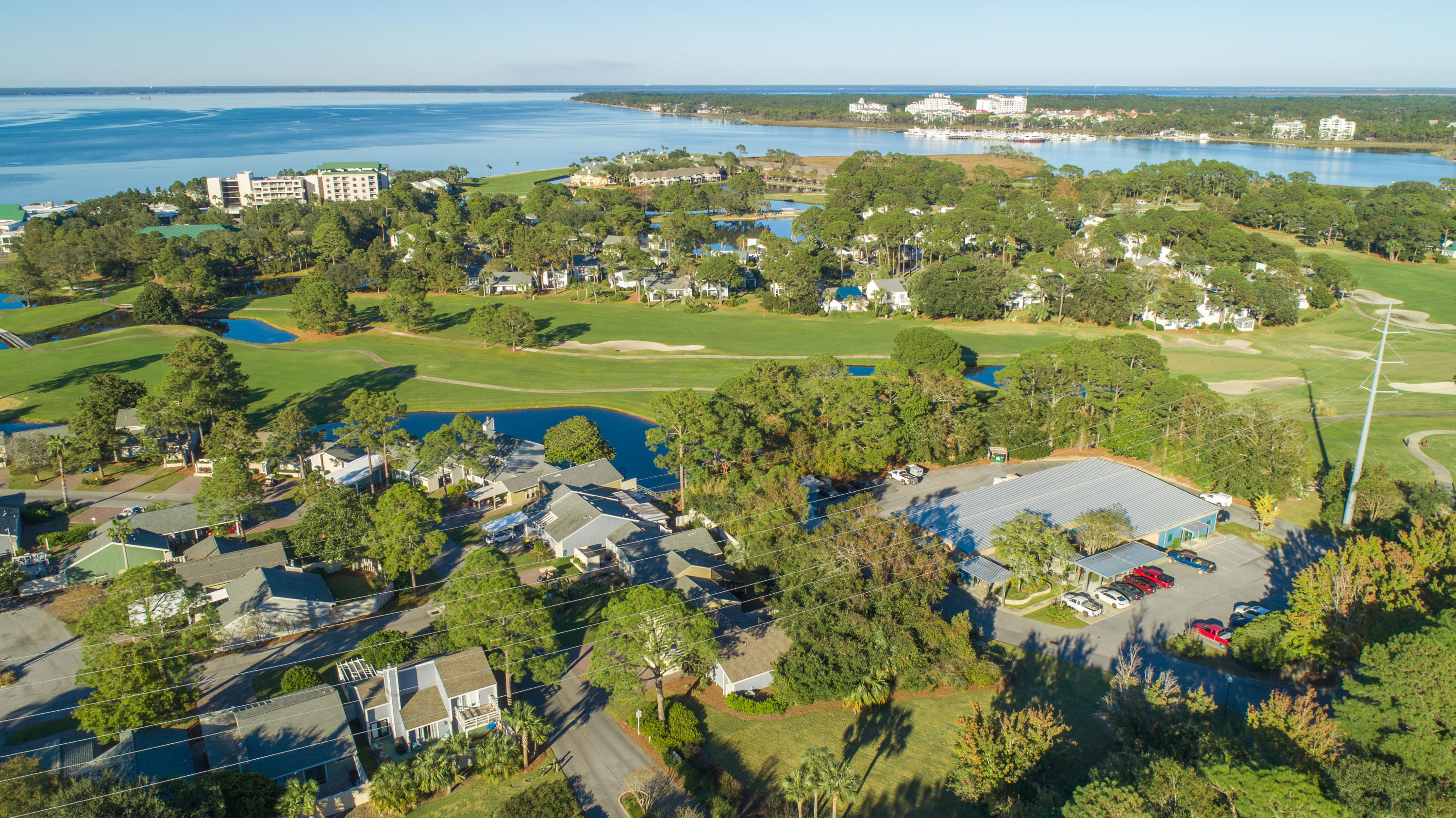 LINKSIDE VILLAGE UNIT 1 - Residential